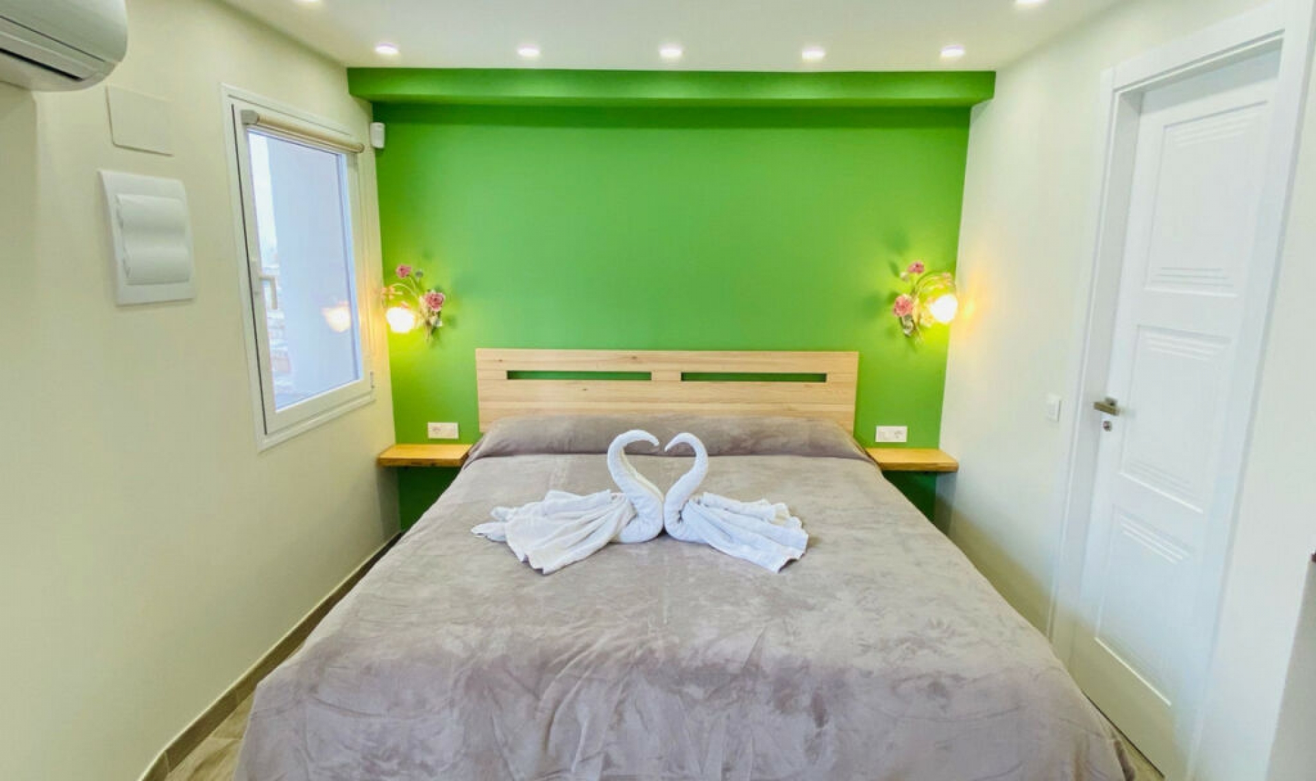 Resale - House -
Marbella