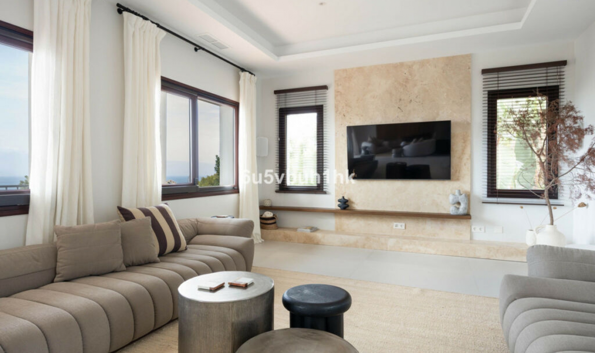 Resale - House -
Marbella