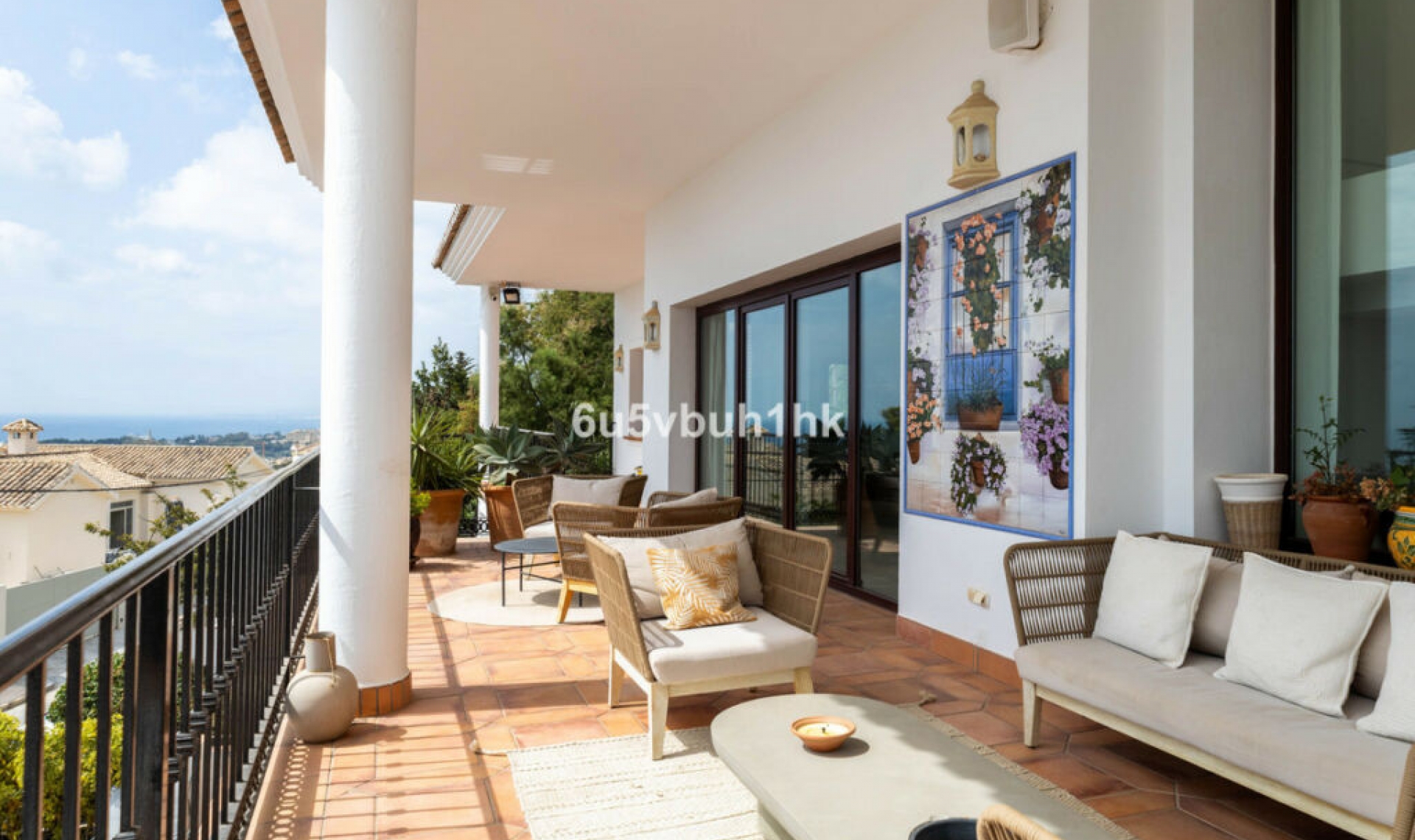 Resale - House -
Marbella
