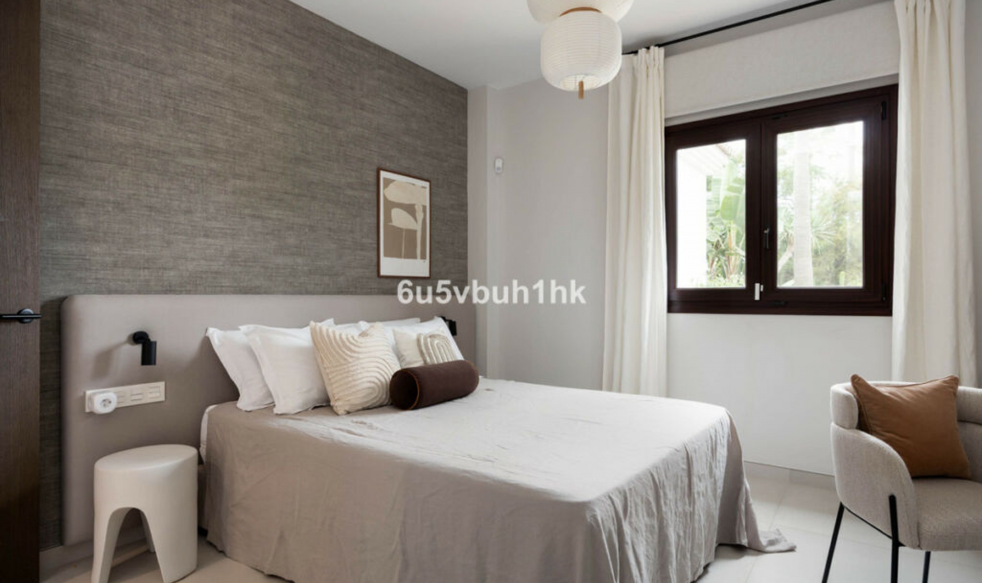 Resale - House -
Marbella