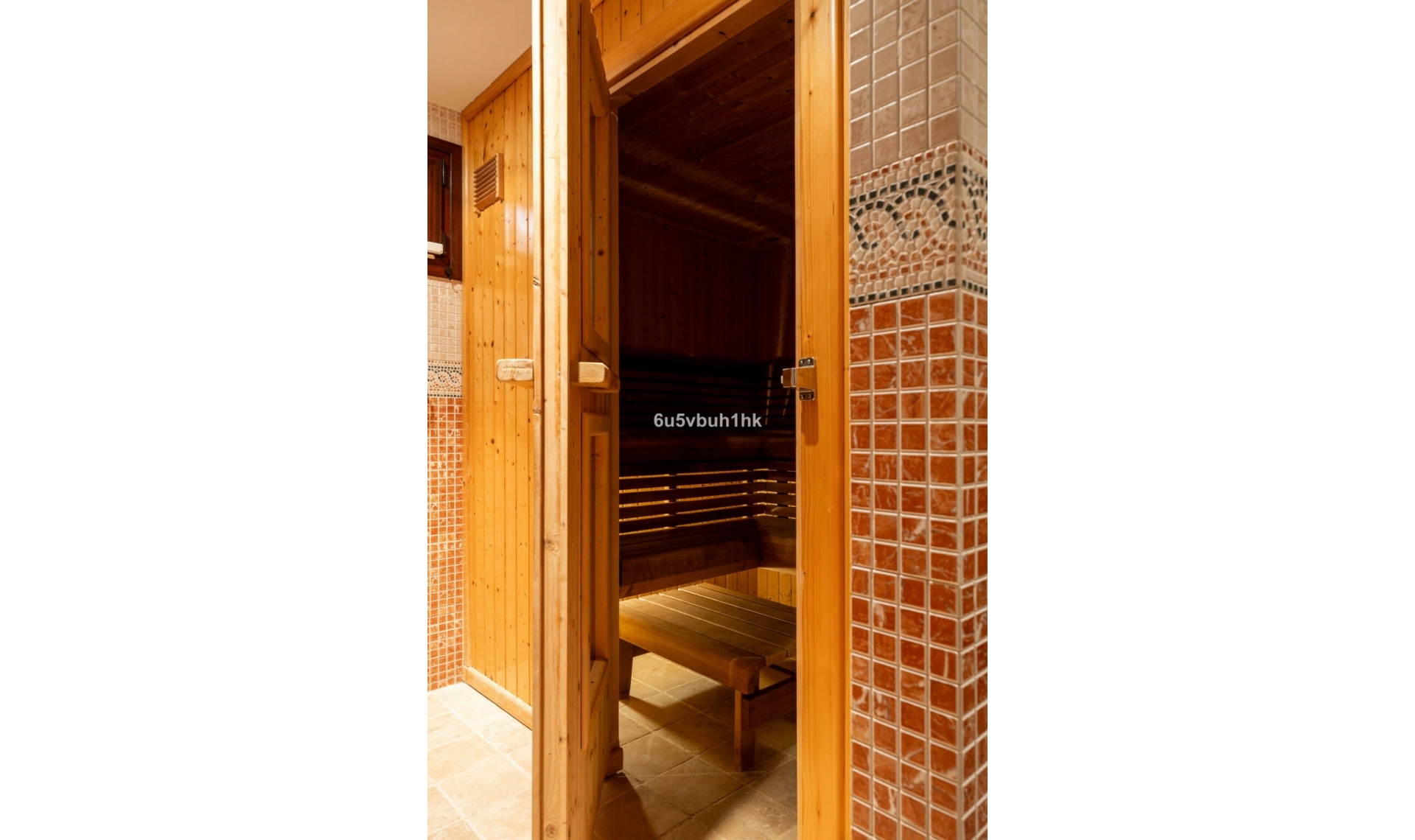 Resale - House -
Marbella