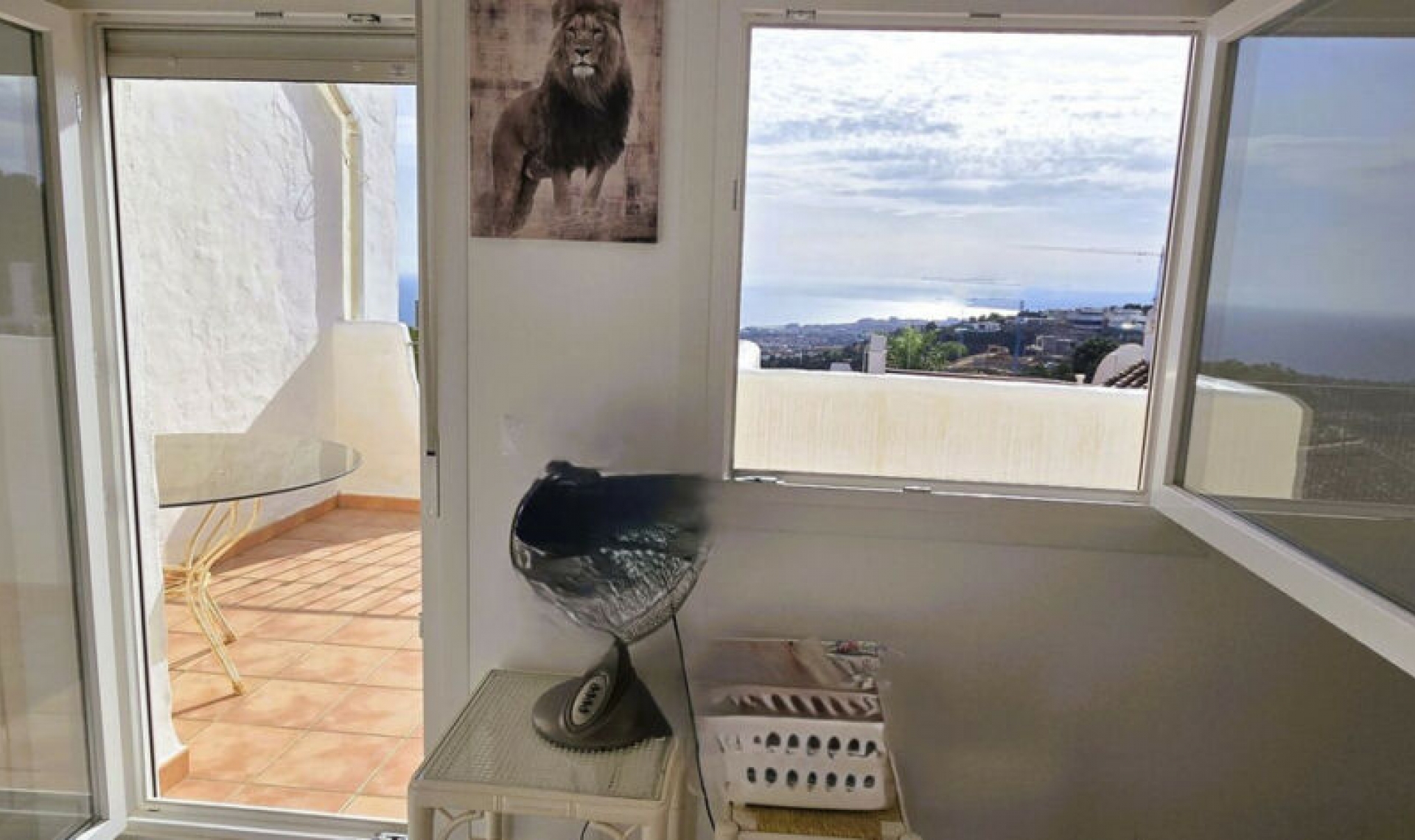 Resale - House -
Marbella