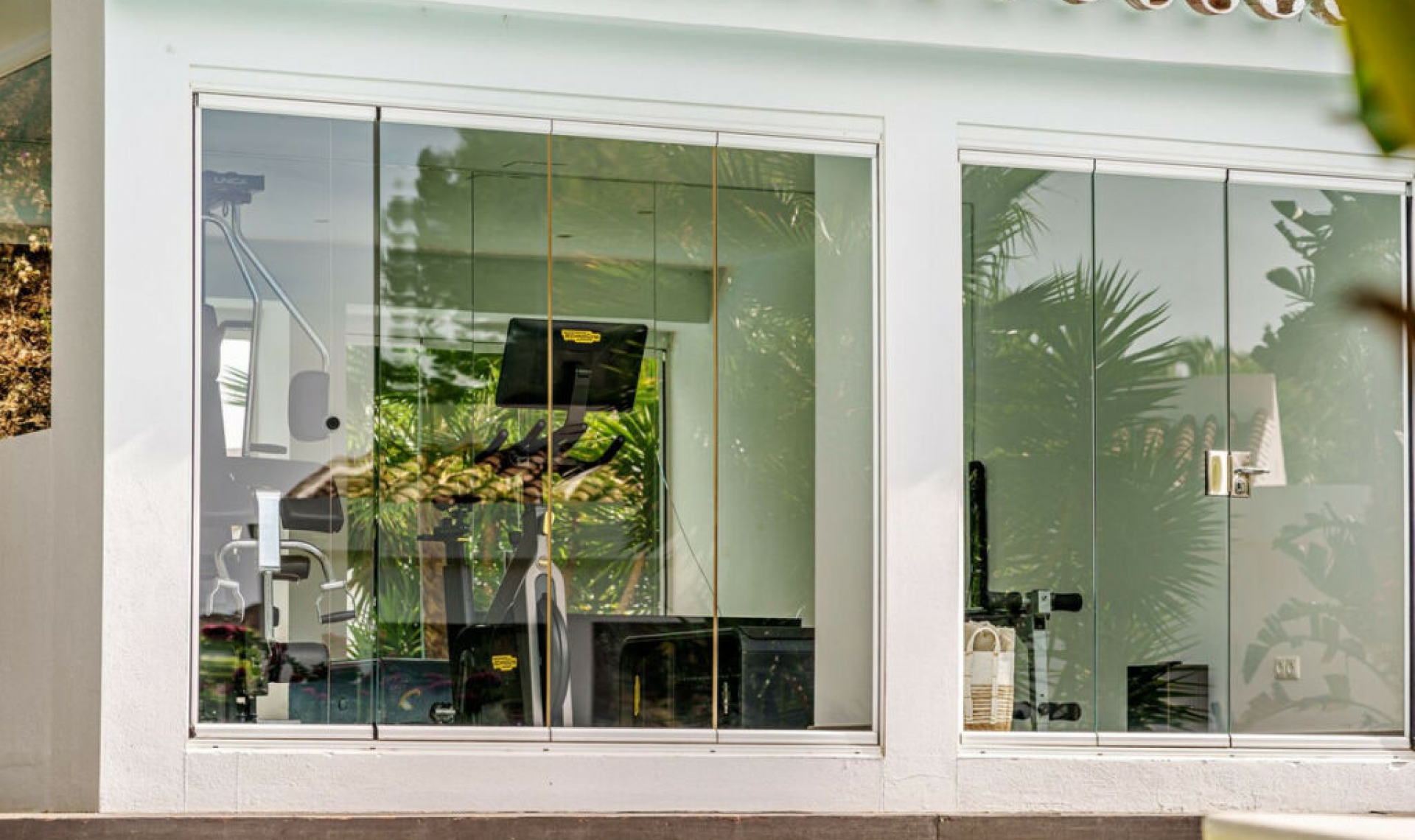 Resale - House -
Marbella