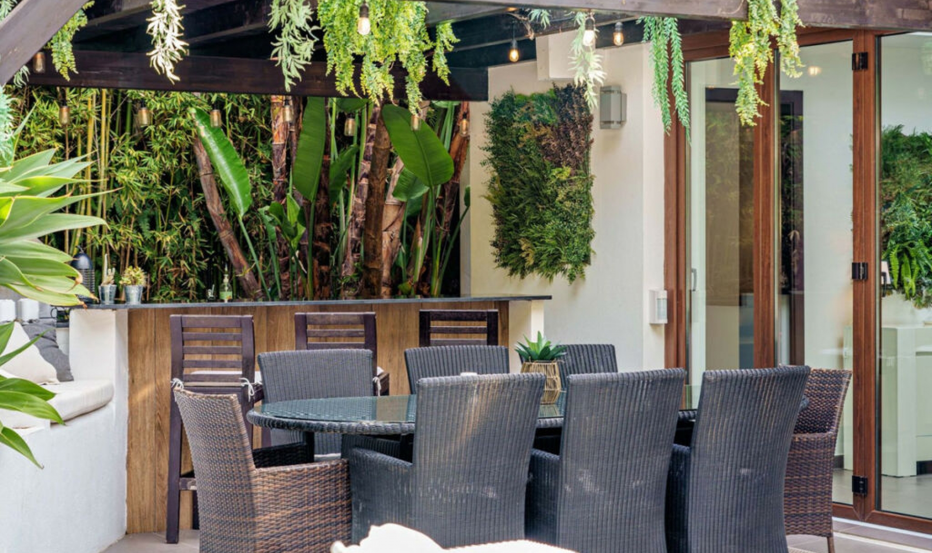 Resale - House -
Marbella