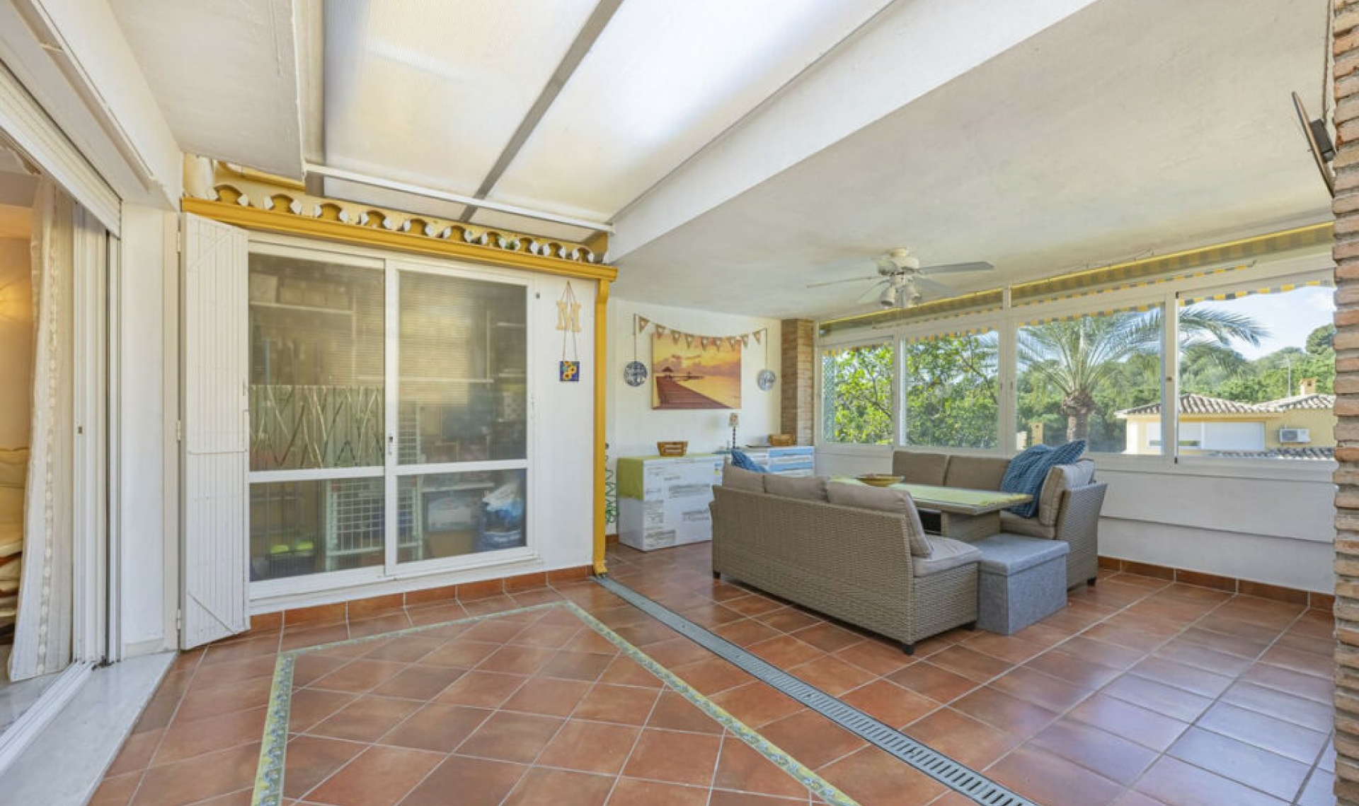 Resale - House -
Marbella