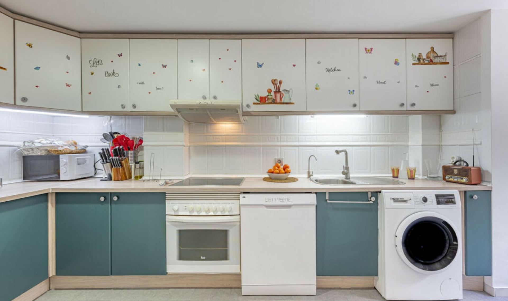 Resale - House -
Marbella