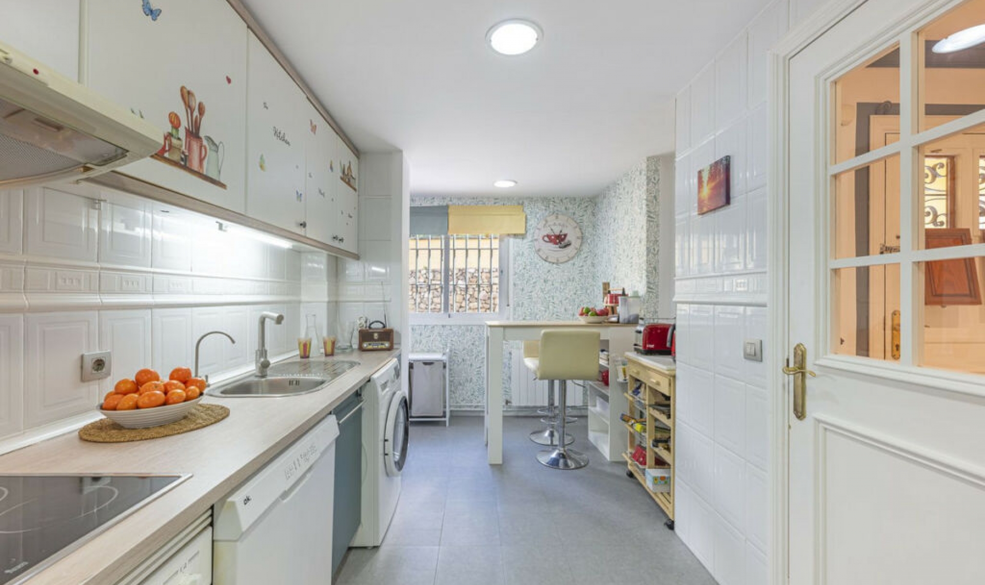 Resale - House -
Marbella