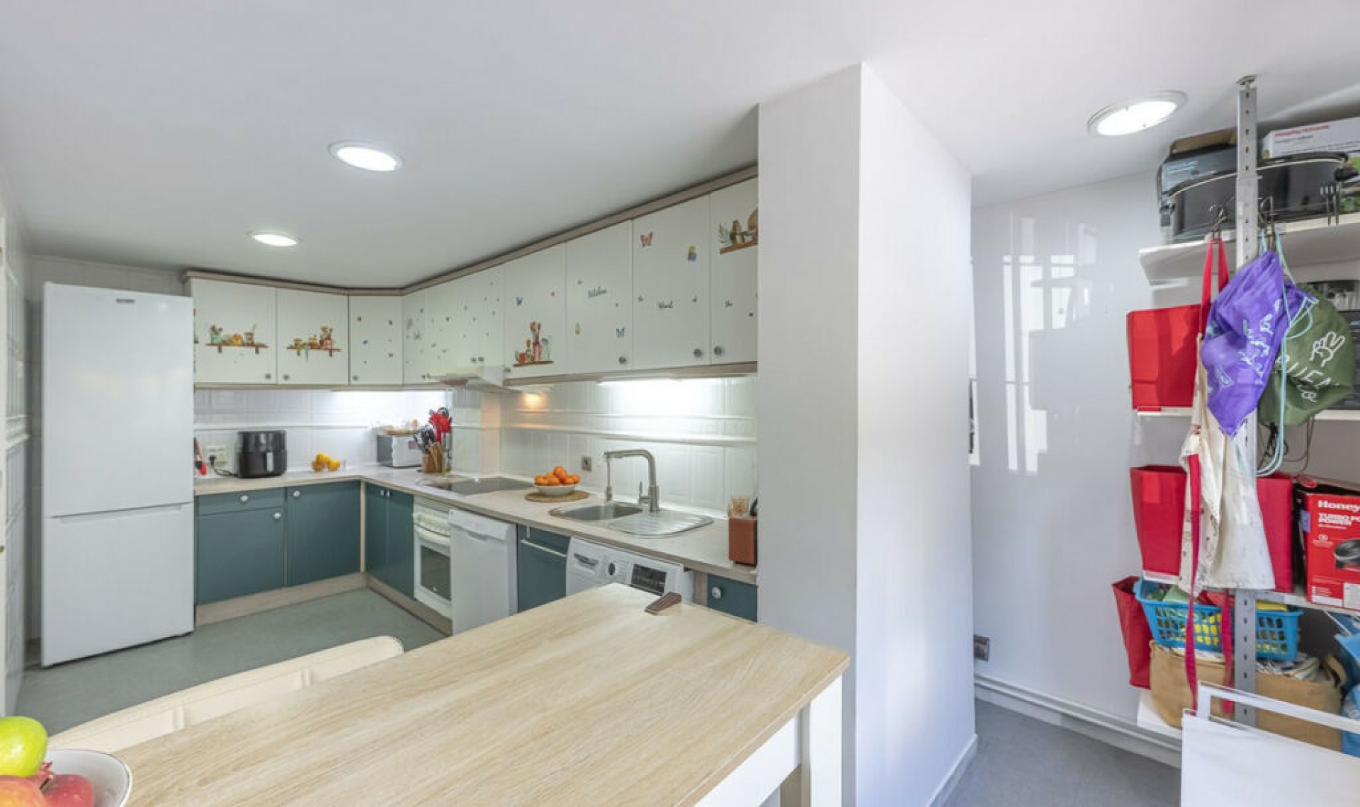 Resale - House -
Marbella