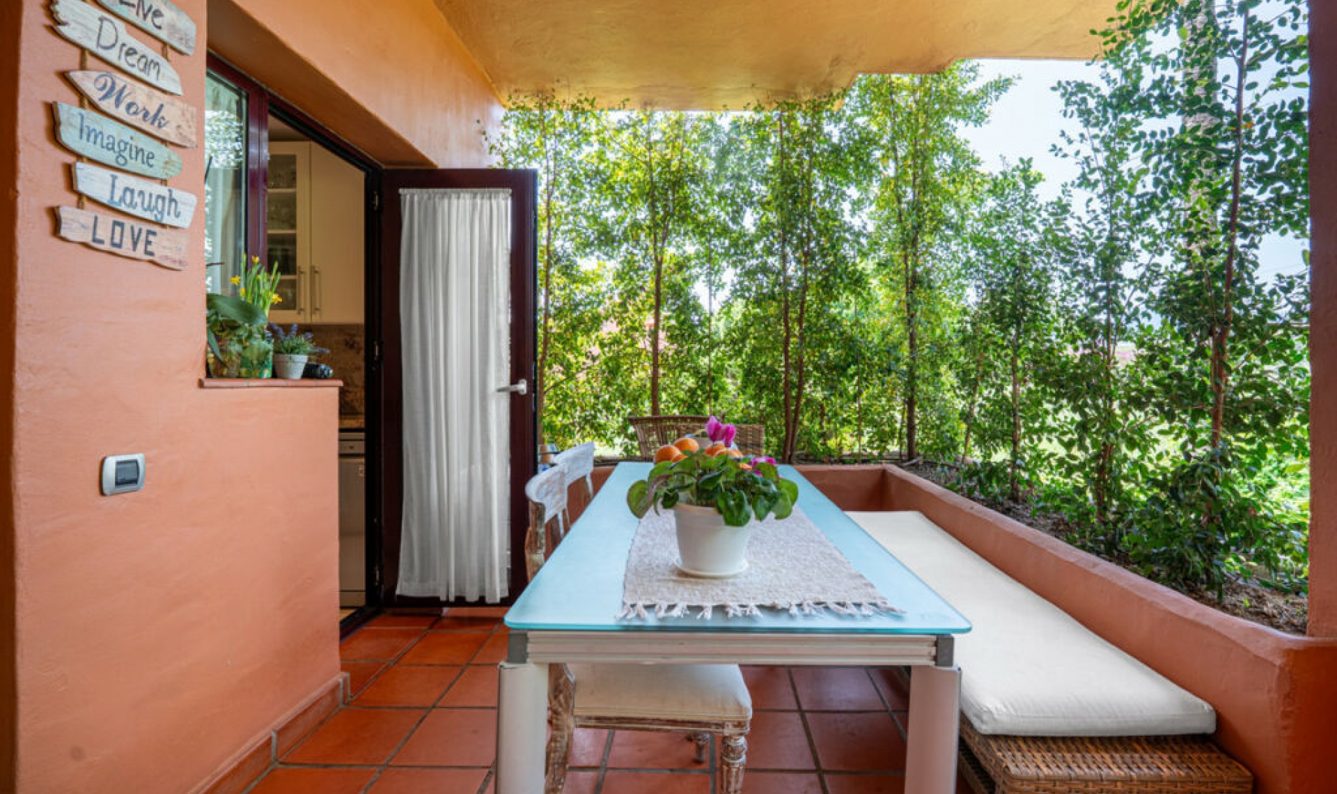 Resale - House -
Marbella