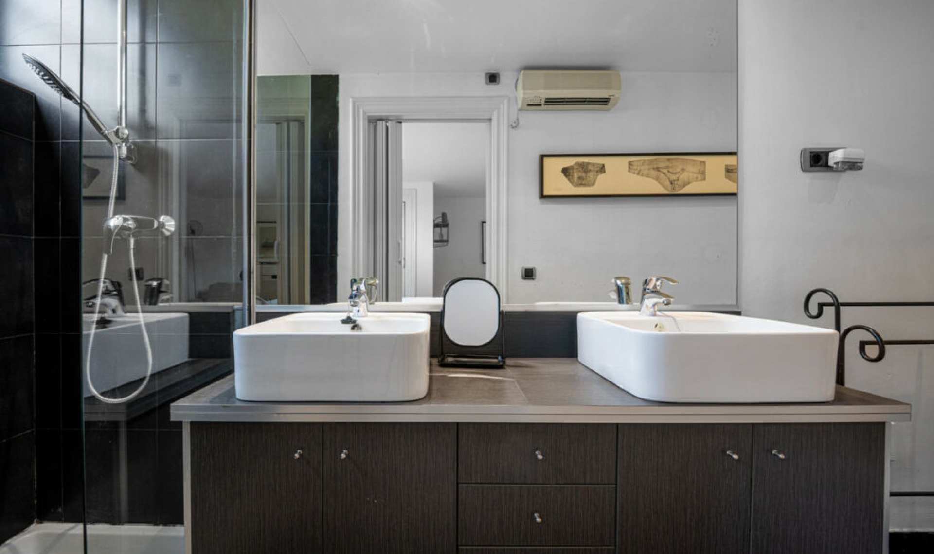 Resale - House -
Marbella