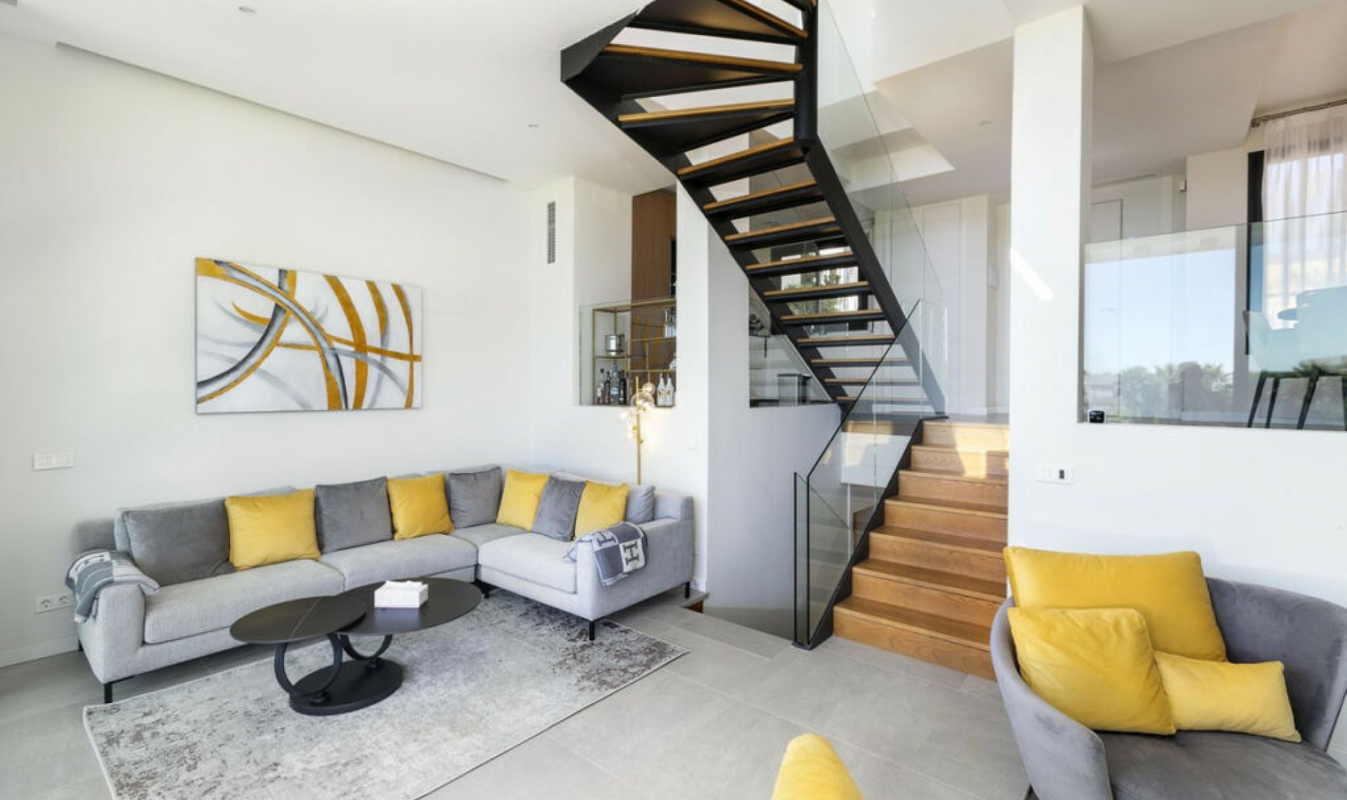 Resale - House -
Marbella