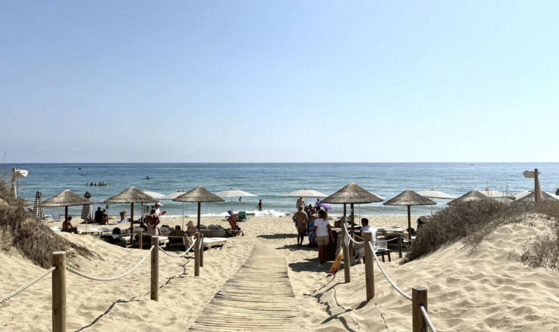 Resale - House -
Marbella