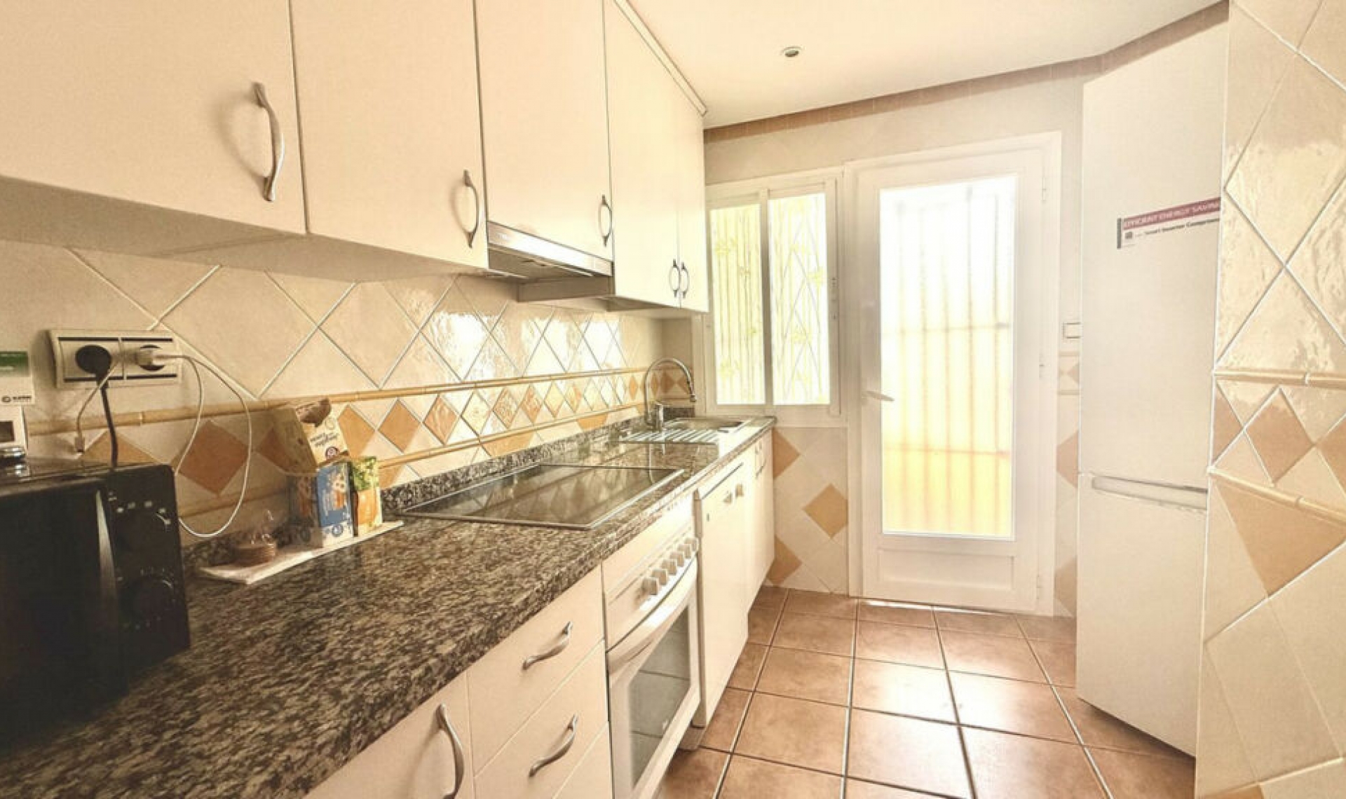 Resale - House -
Marbella