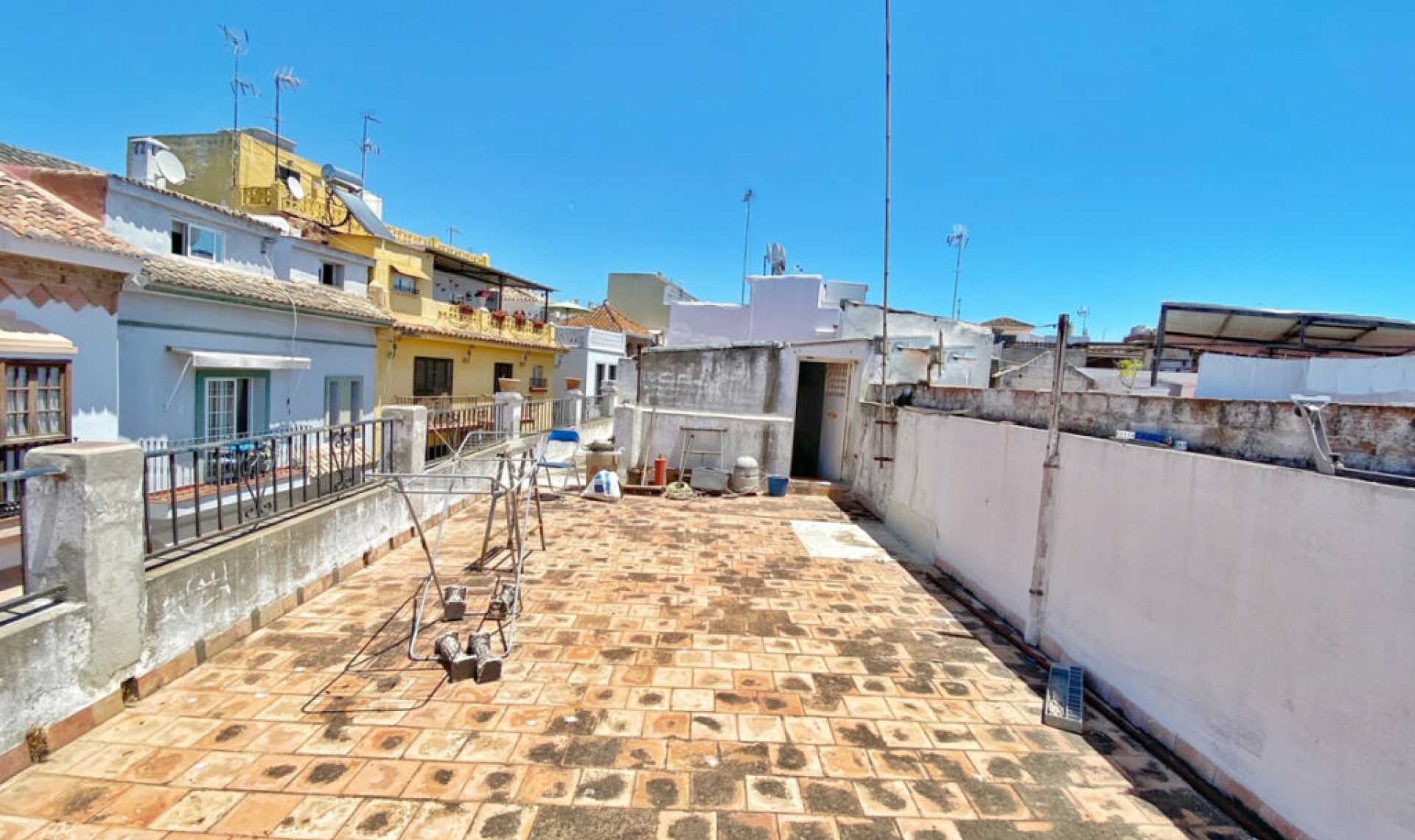 Resale - House -
Marbella