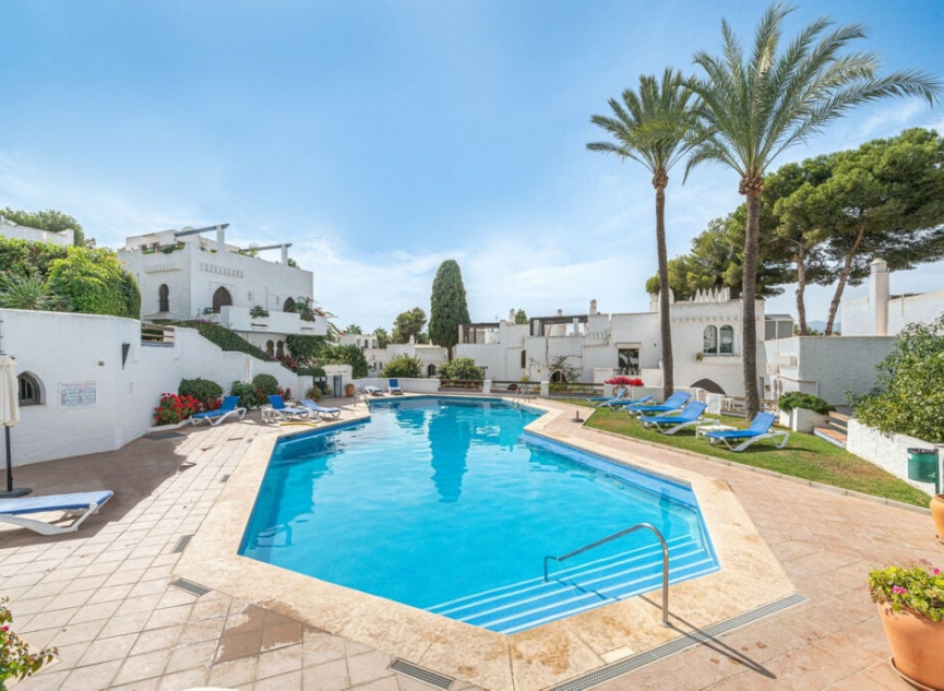 Resale - House -
Marbella