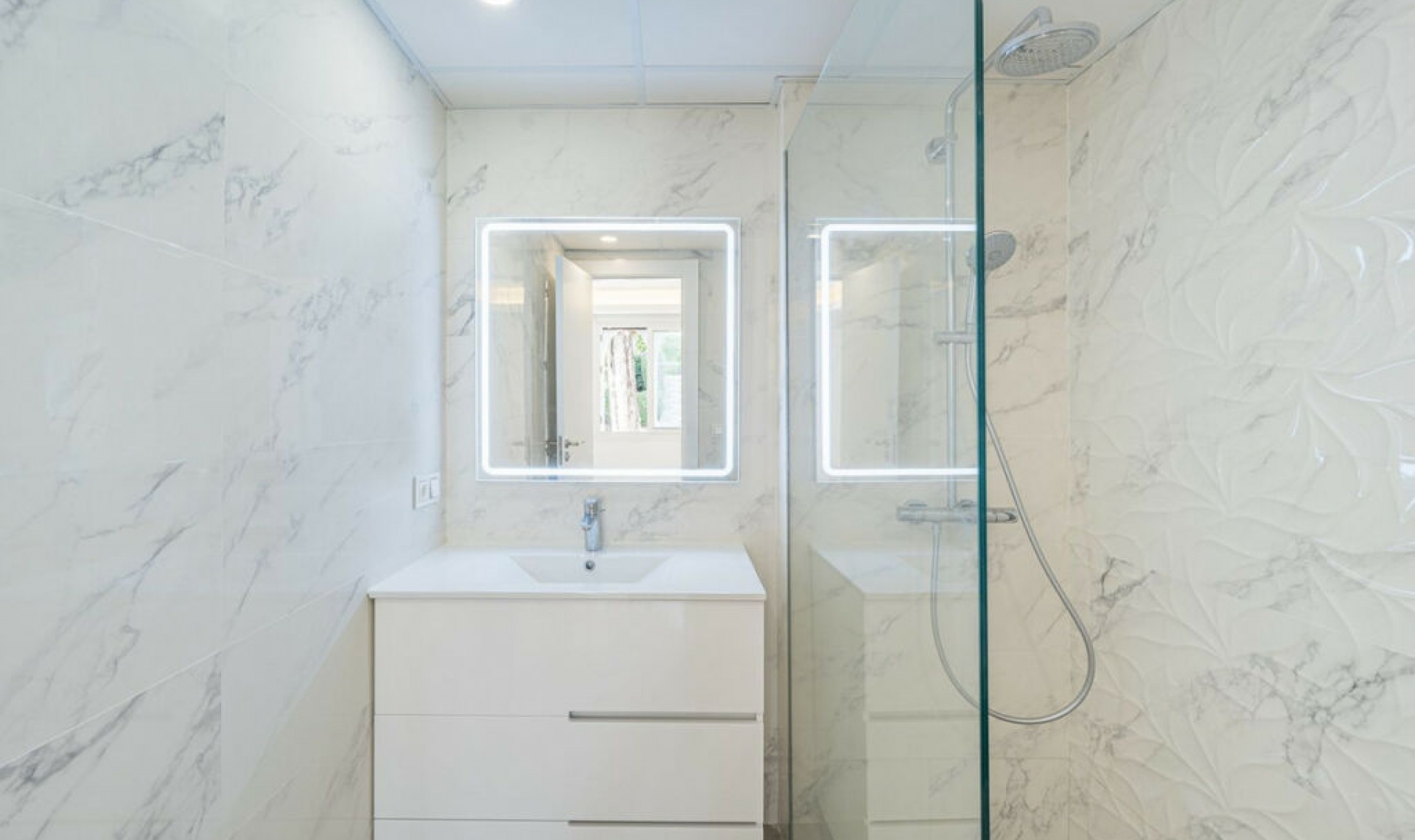 Resale - House -
Marbella