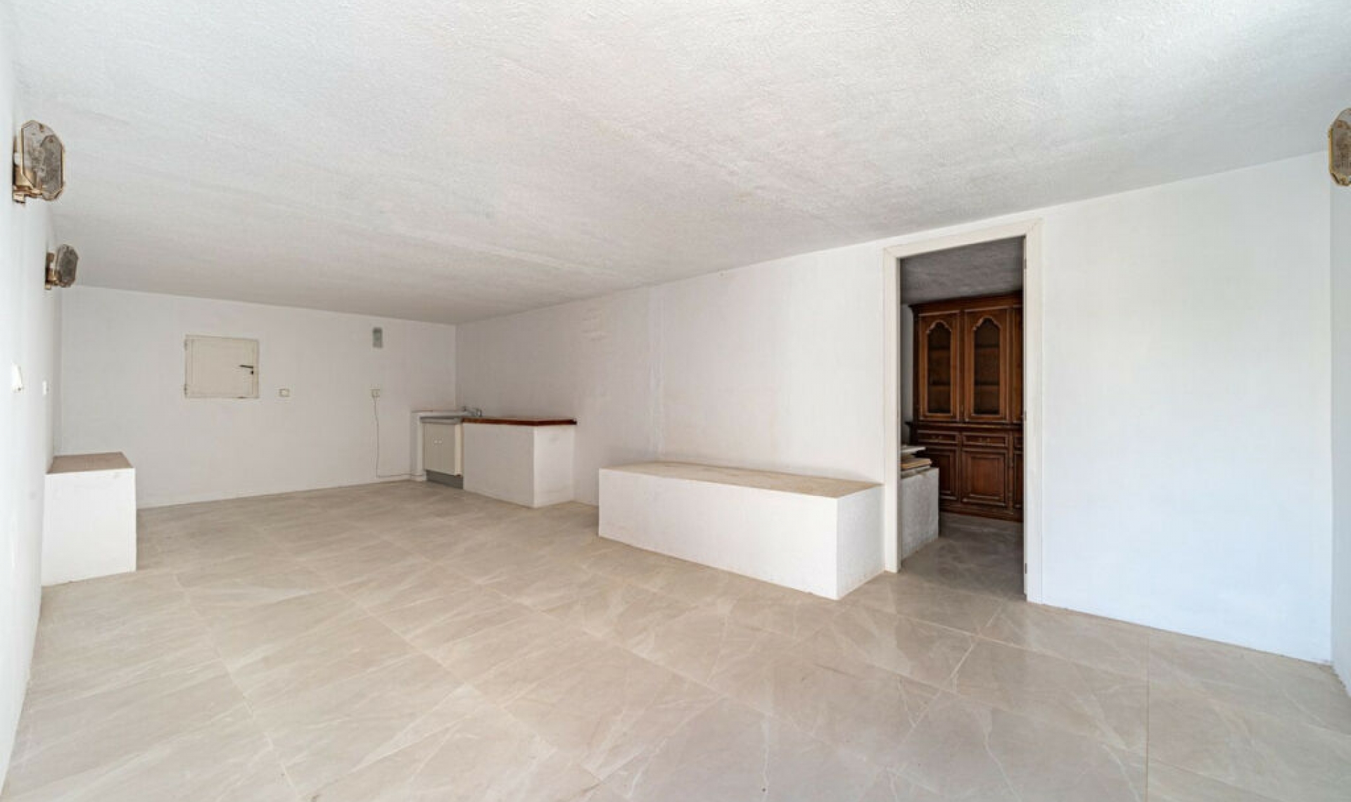 Resale - House -
Marbella