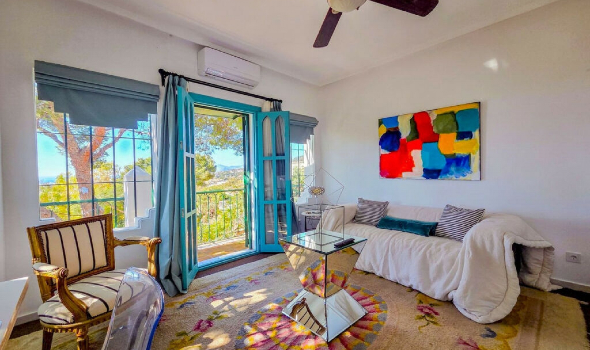 Resale - House -
Marbella