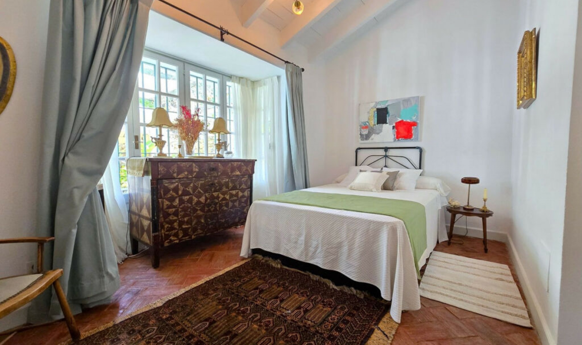 Resale - House -
Marbella