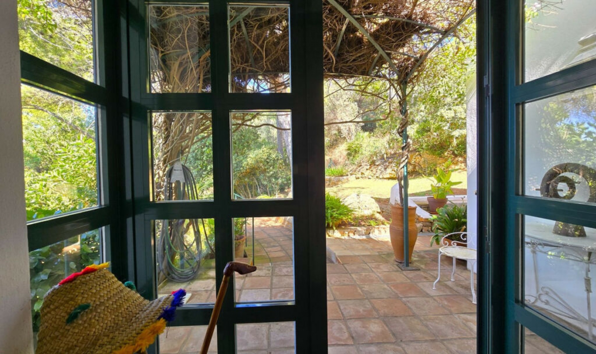 Resale - House -
Marbella