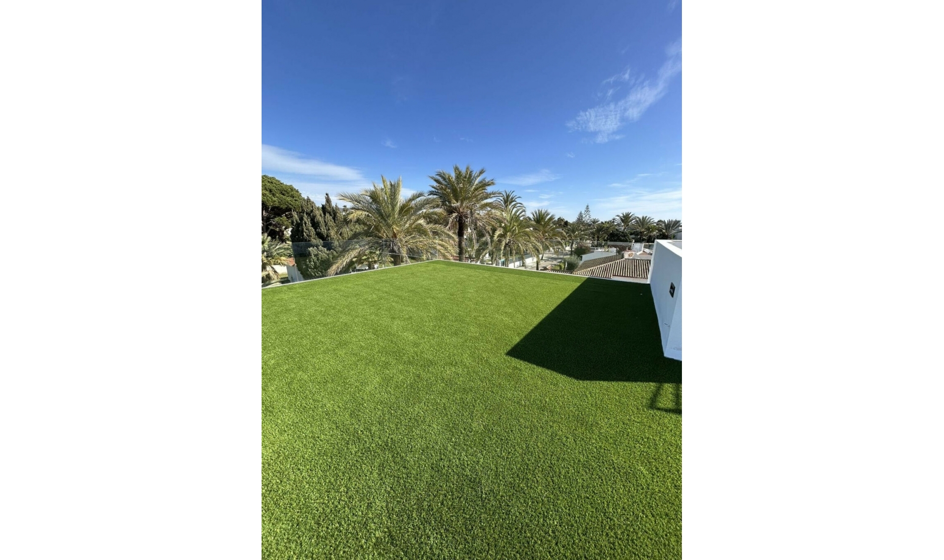 Resale - House -
Marbesa