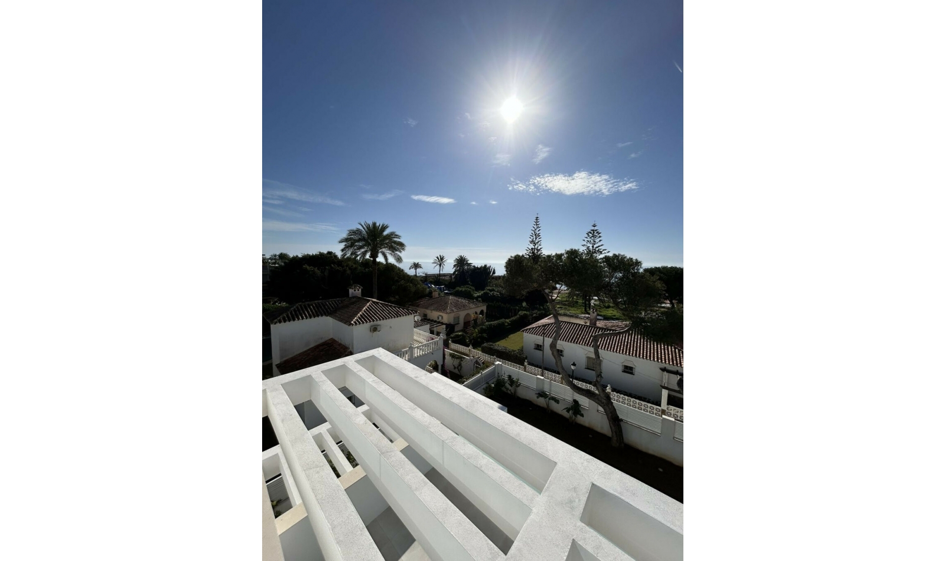 Resale - House -
Marbesa