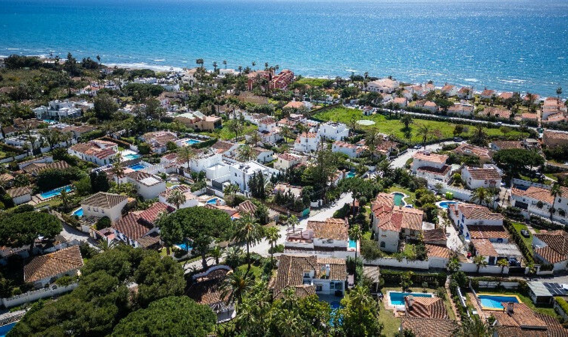Resale - House -
Marbesa