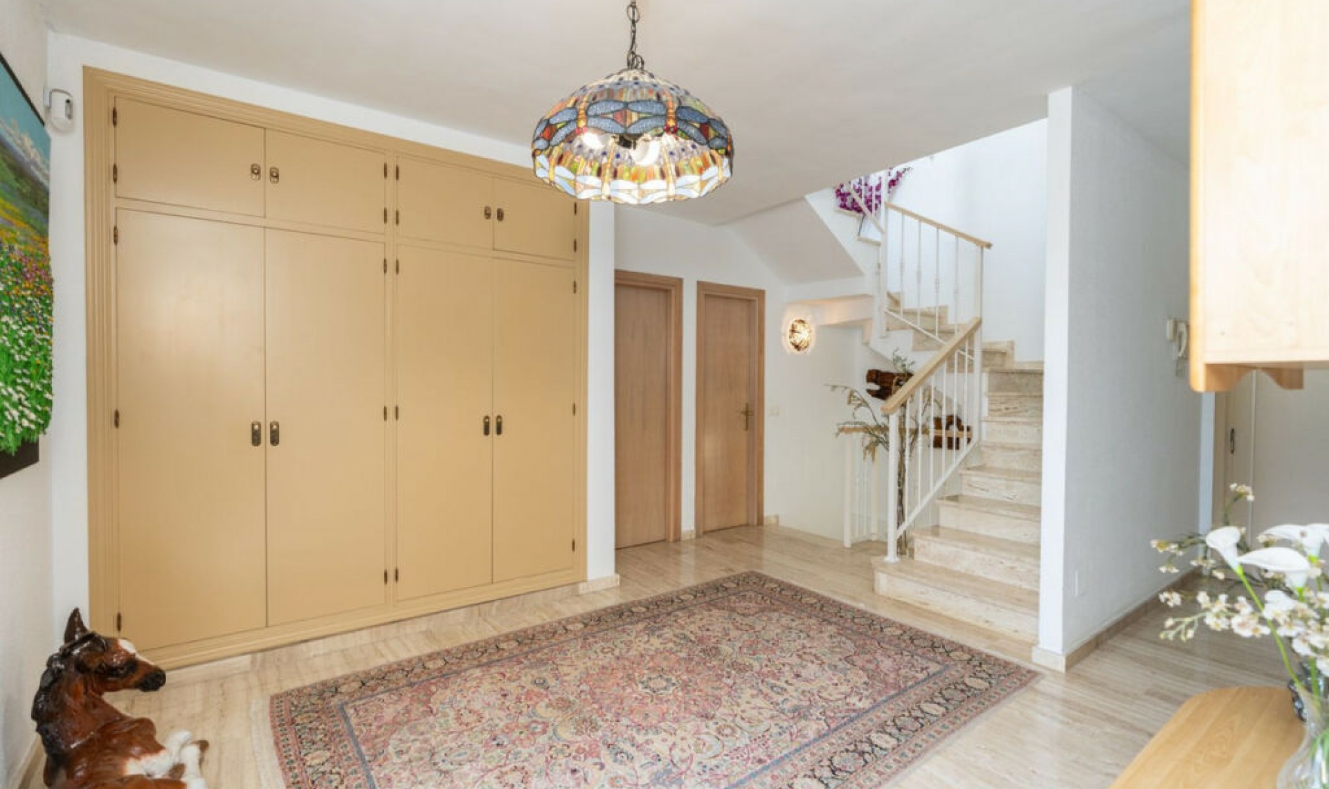 Resale - House -
Marbesa
