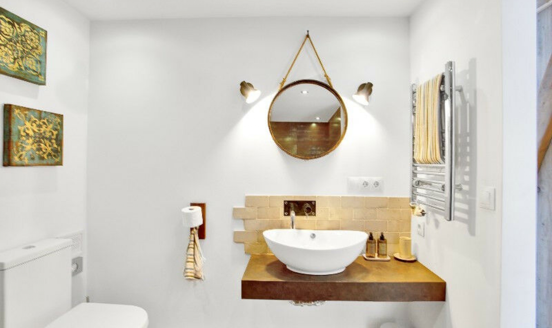 Resale - House -
Marbesa