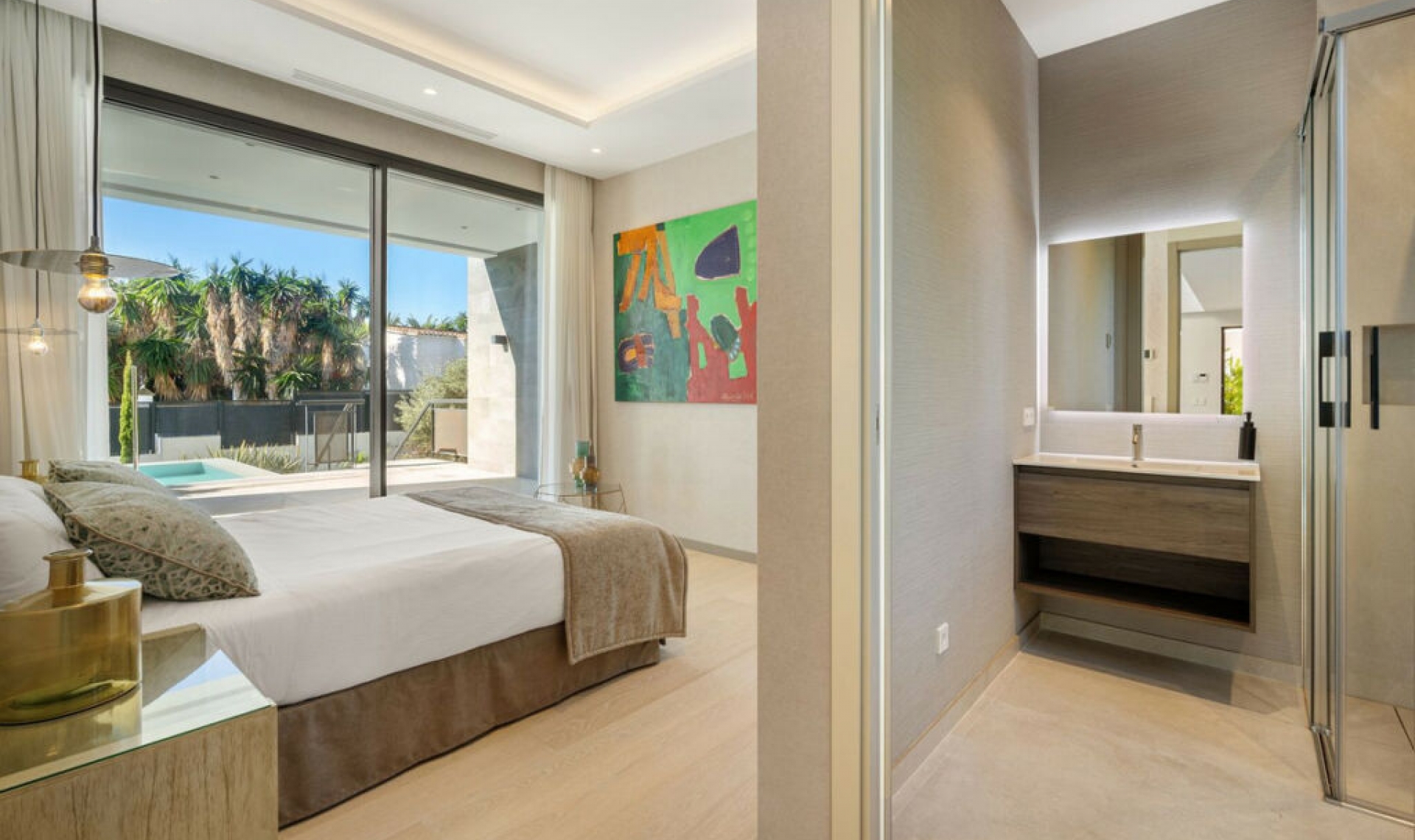 Resale - House -
Marbesa