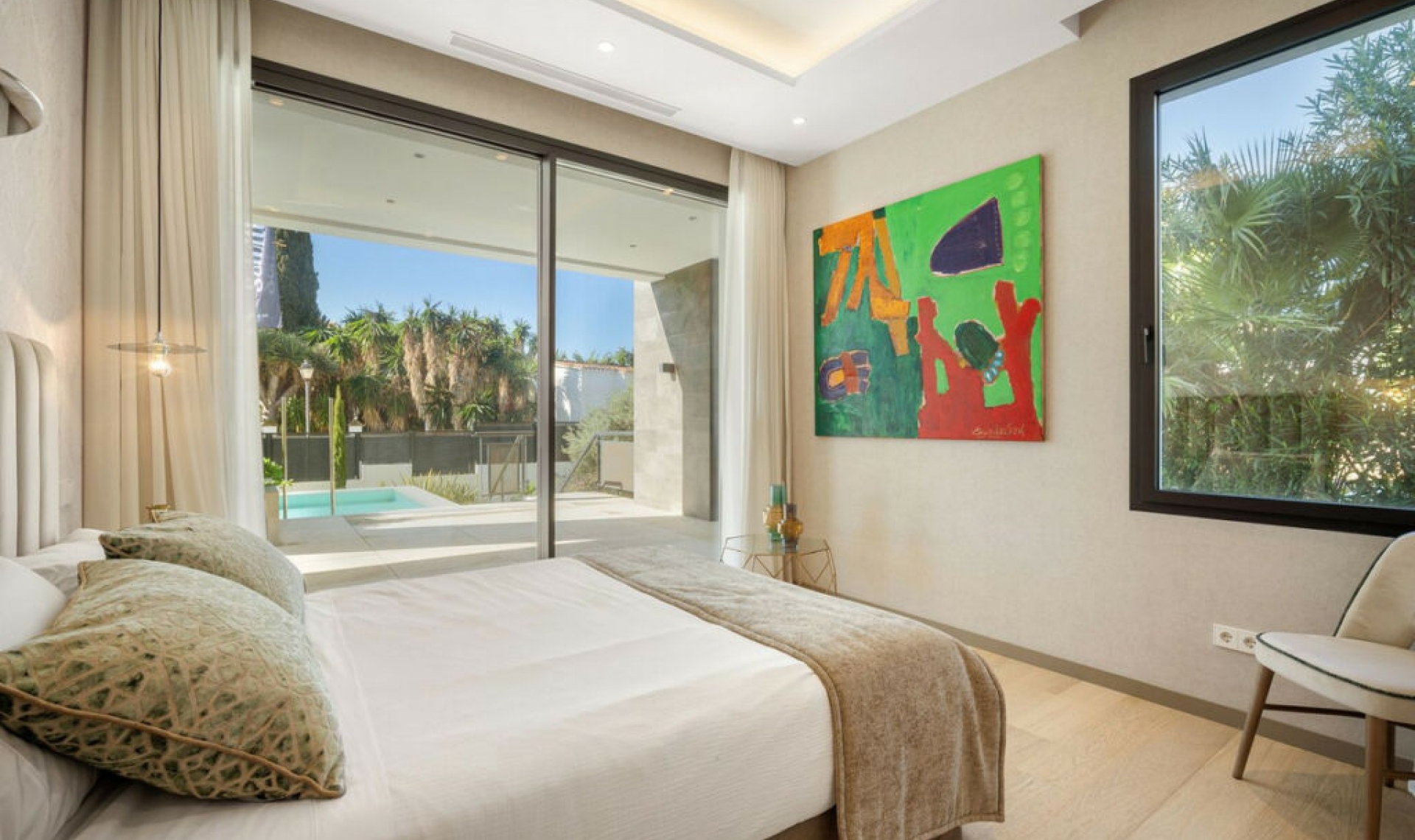 Resale - House -
Marbesa