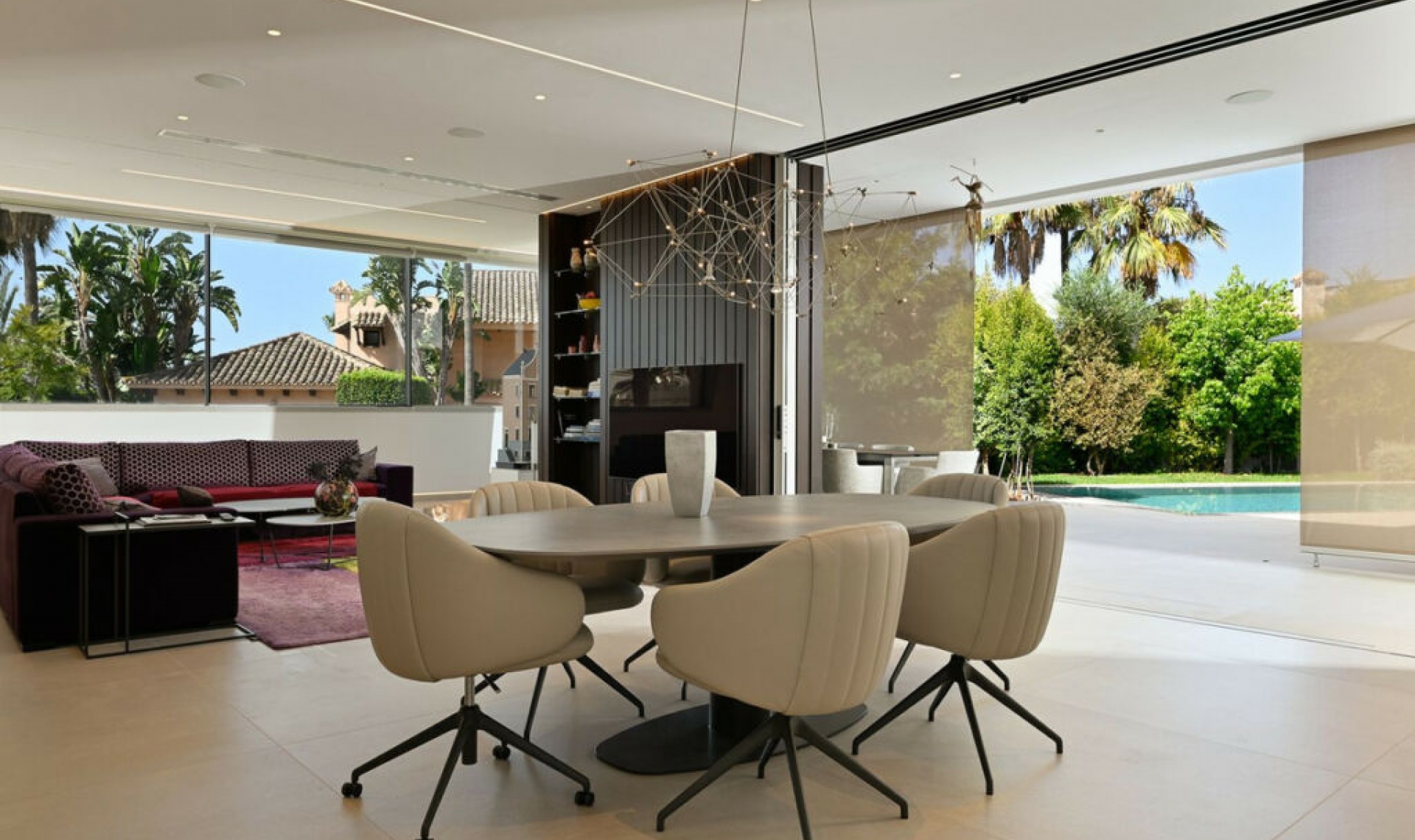 Resale - House -
Marbesa