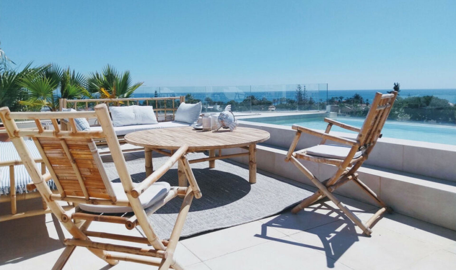 Resale - House -
Marbesa