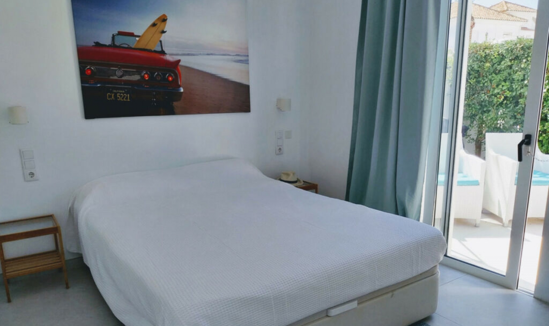 Resale - House -
Marbesa