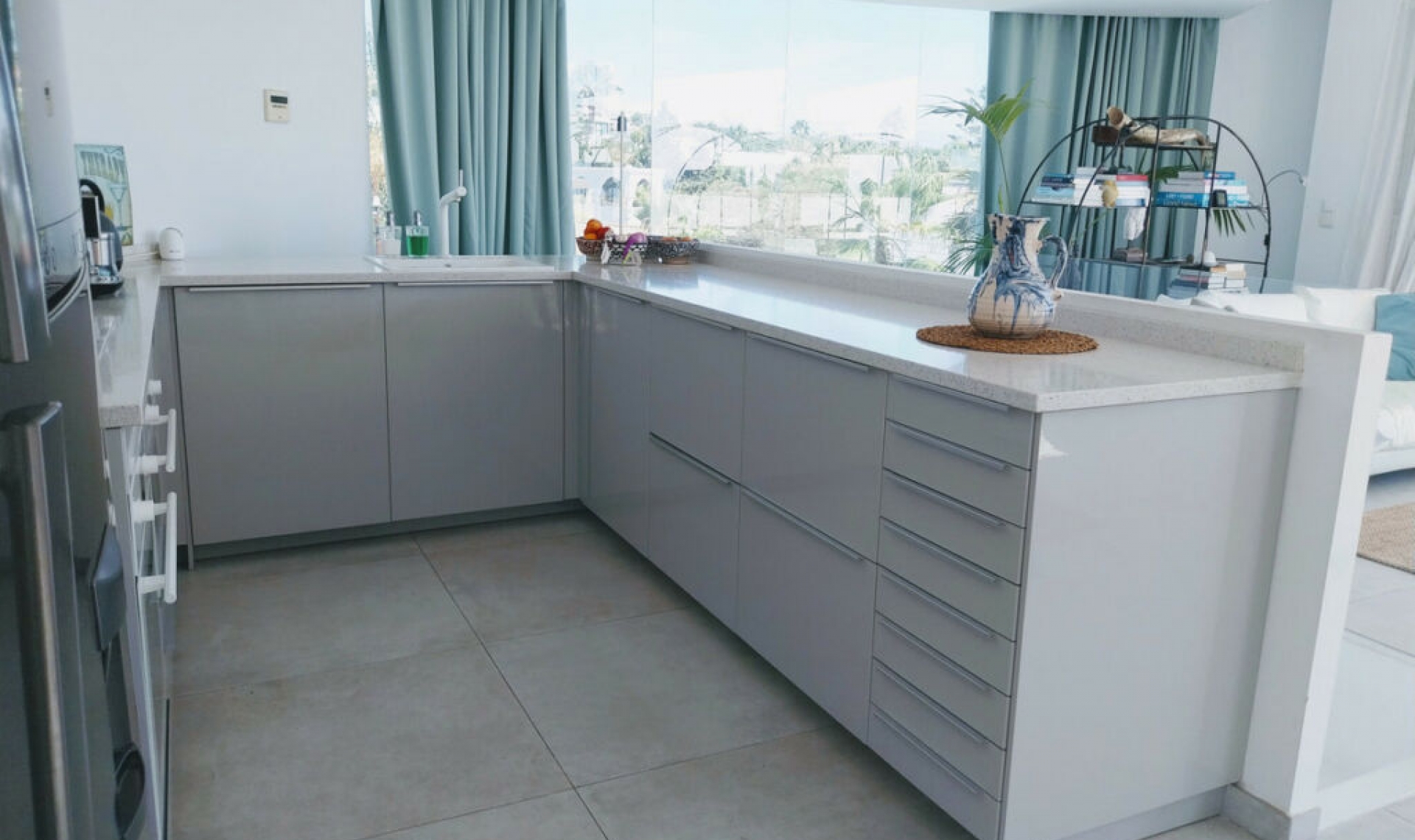 Resale - House -
Marbesa