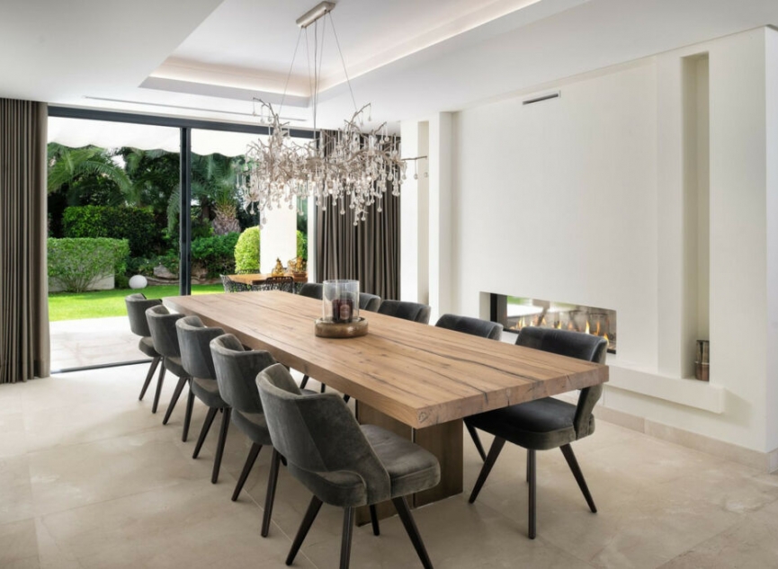 Resale - House -
Marbesa