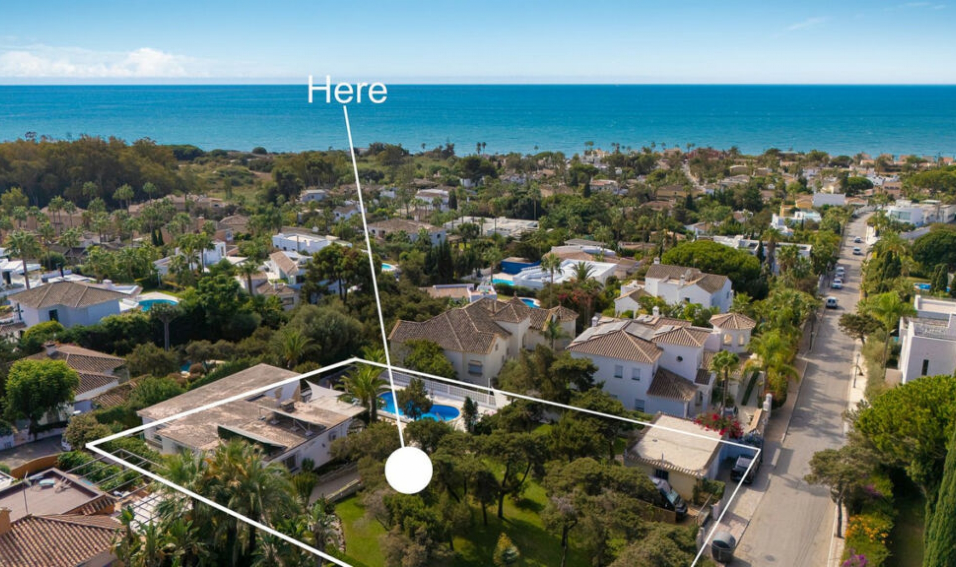 Resale - House -
Marbesa