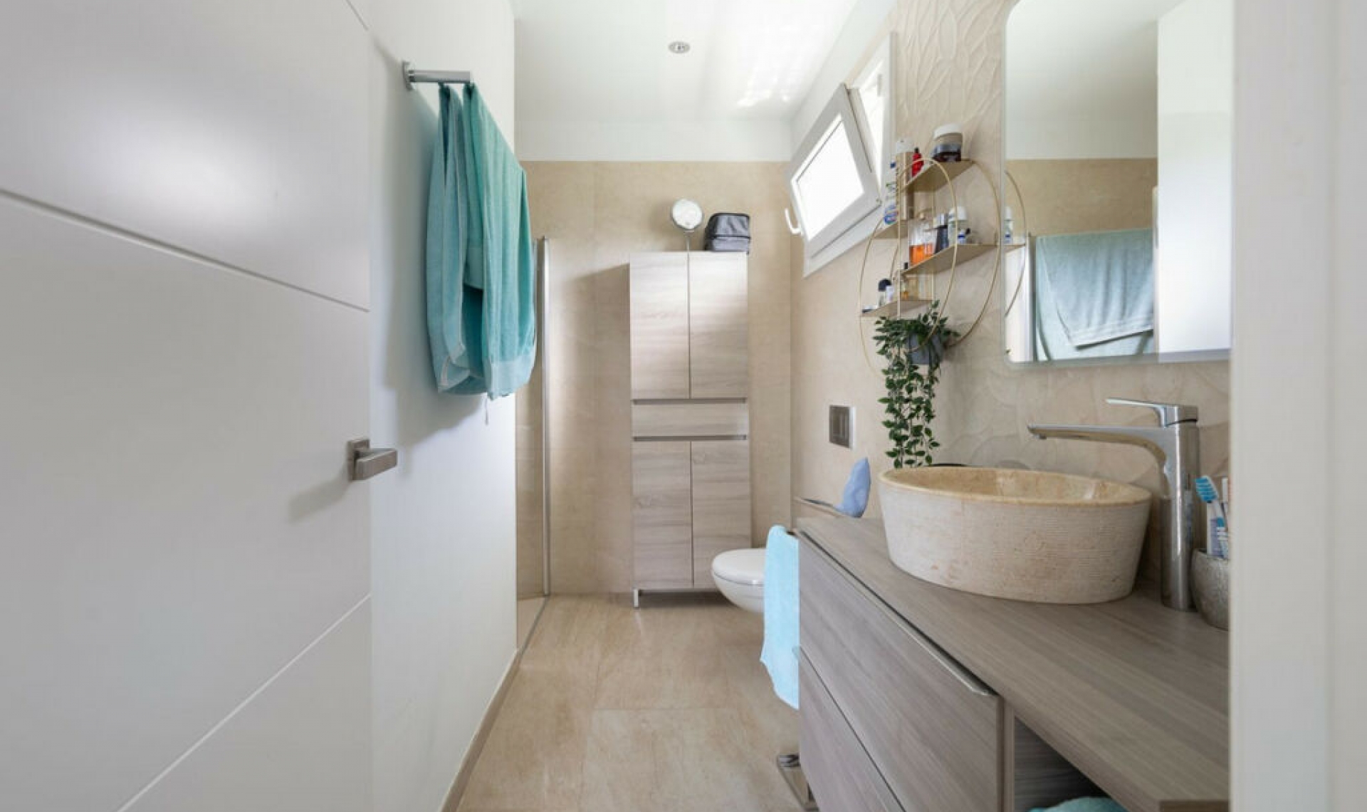 Resale - House -
Marbesa