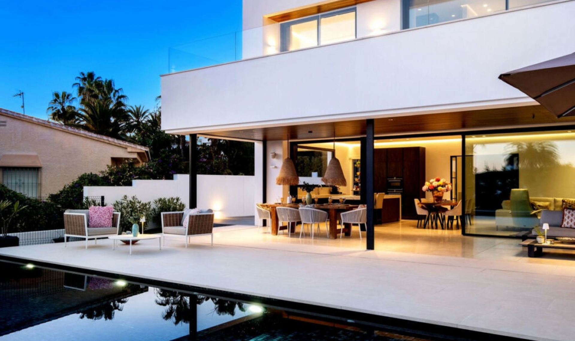 Resale - House -
Marbesa