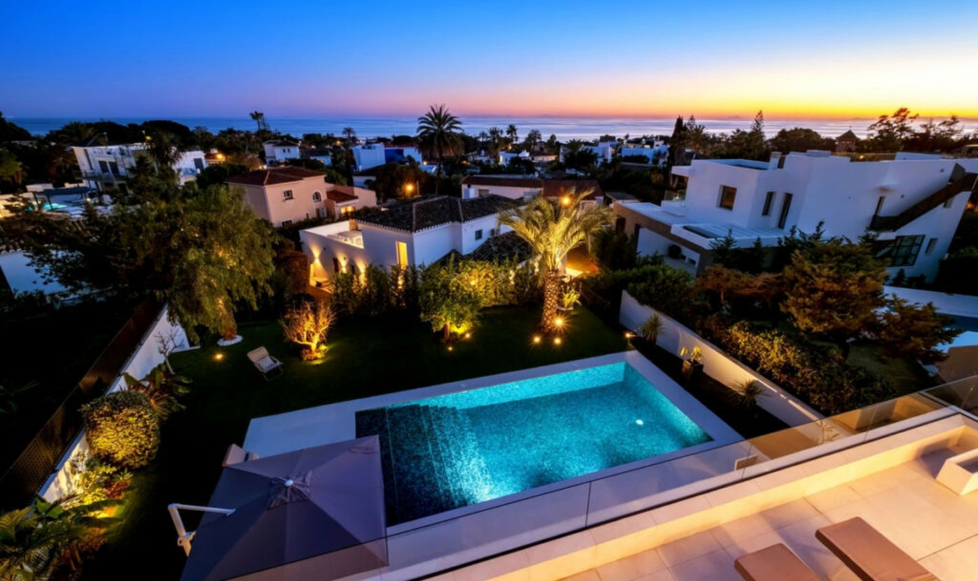 Resale - House -
Marbesa