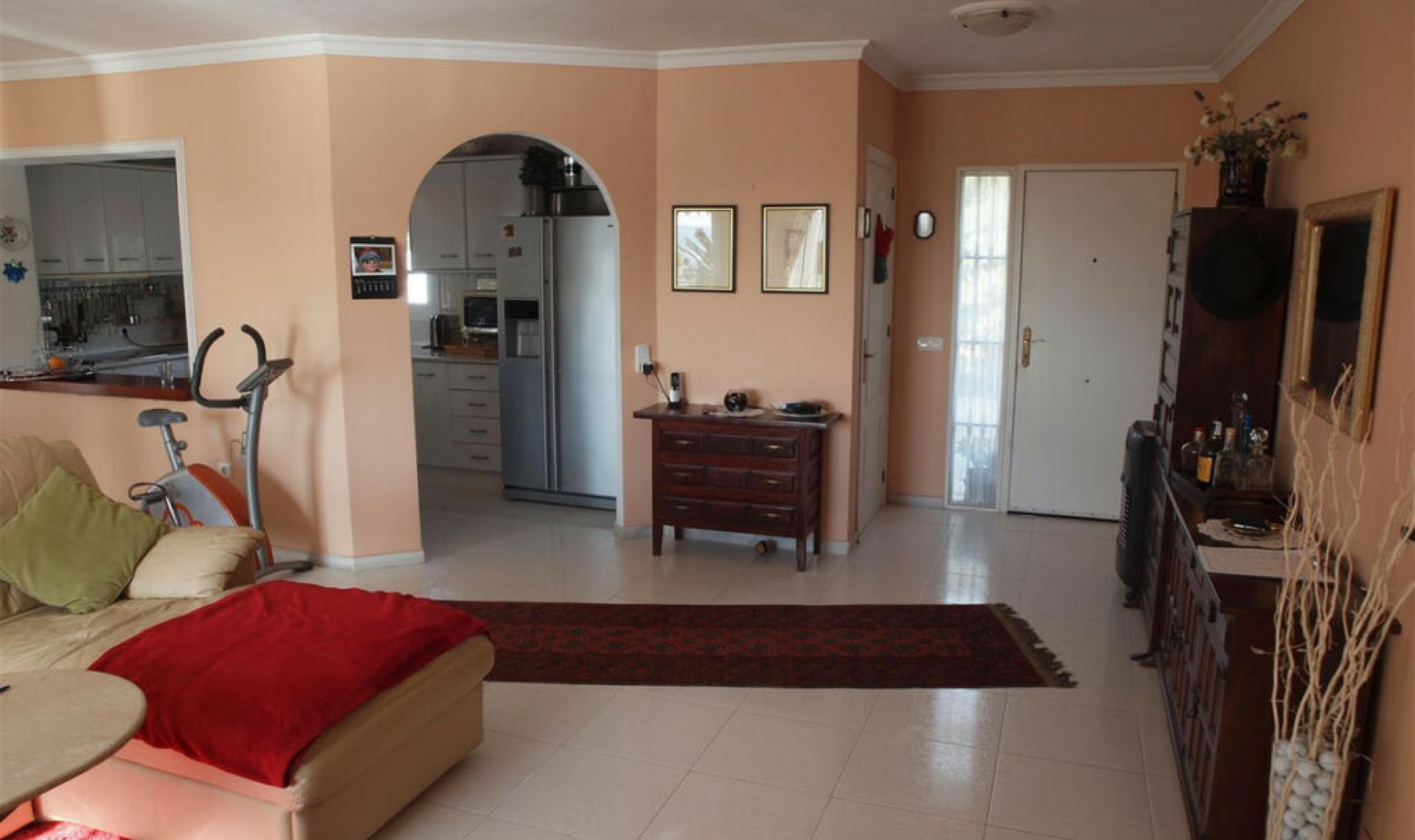 Resale - House -
Mezquitilla