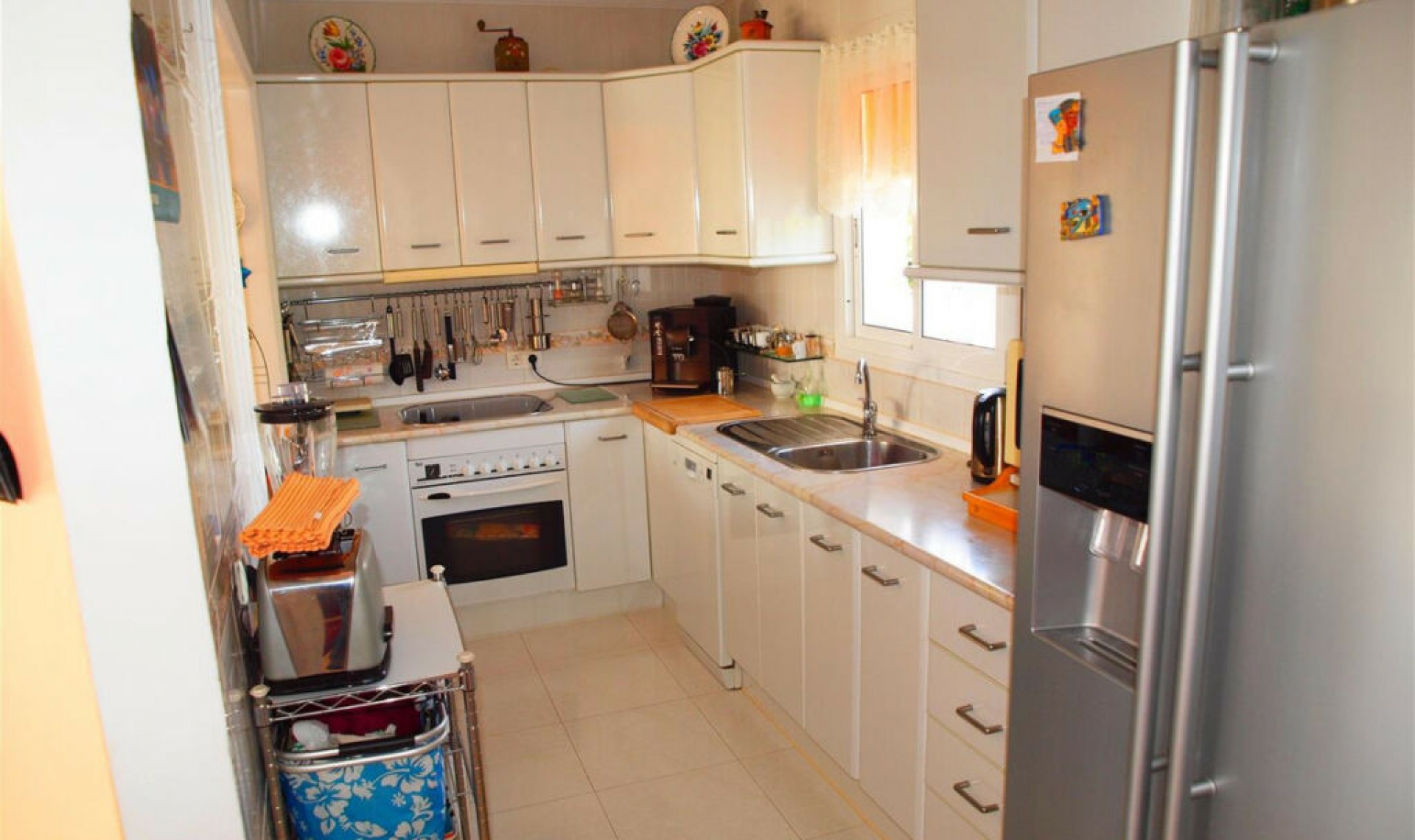 Resale - House -
Mezquitilla