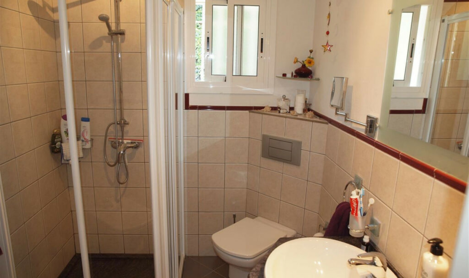 Resale - House -
Mezquitilla