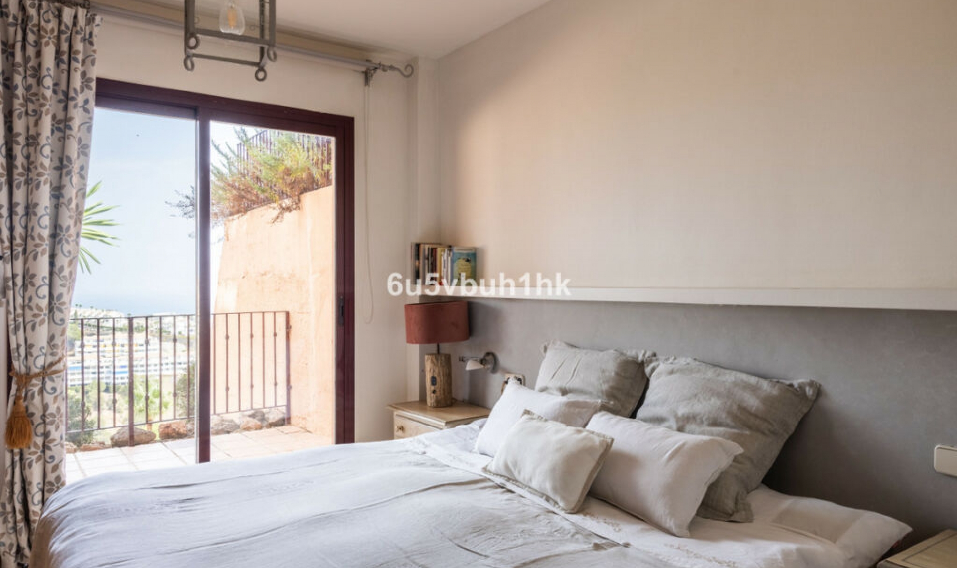 Resale - House -
Mijas Costa