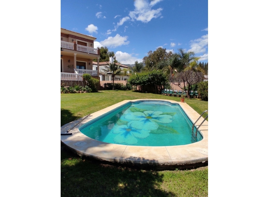 Resale - House -
Mijas Costa