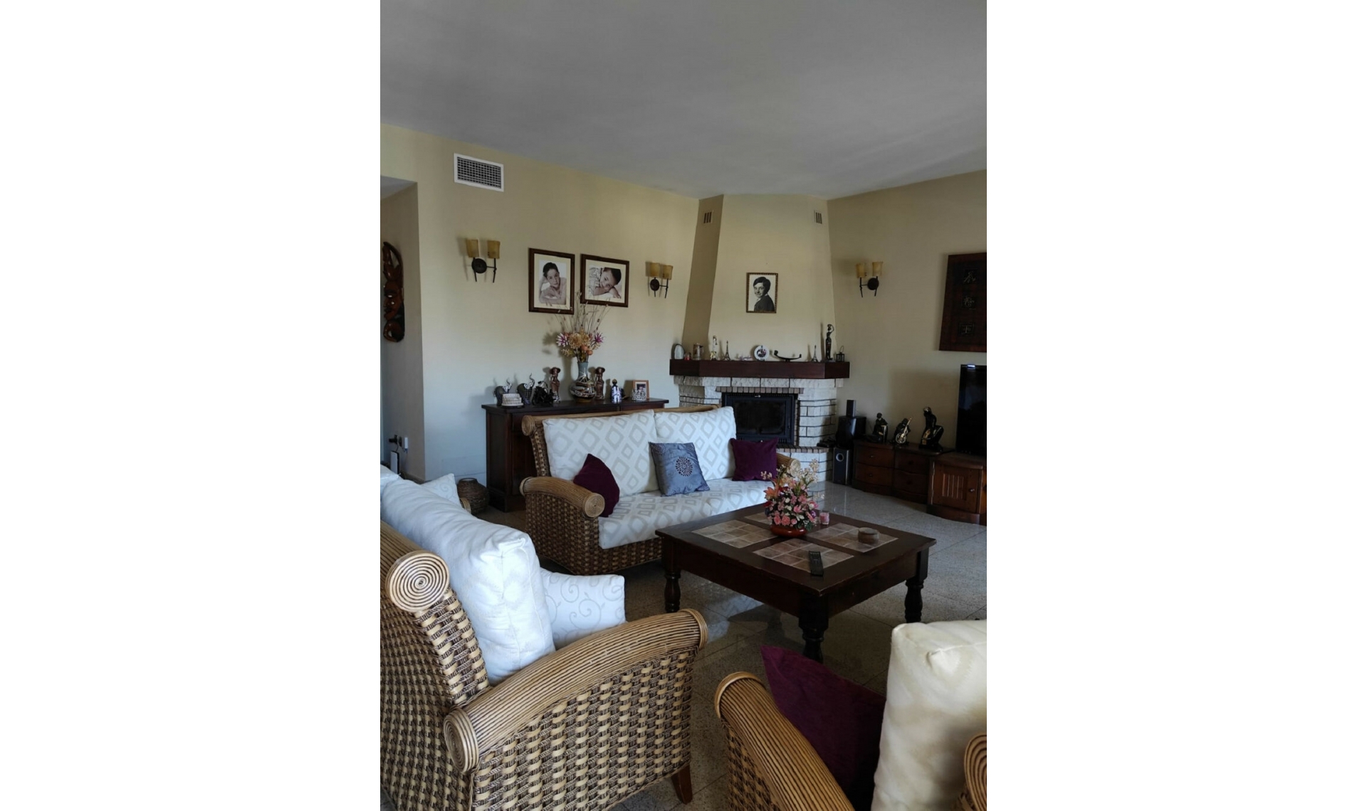 Resale - House -
Mijas Costa