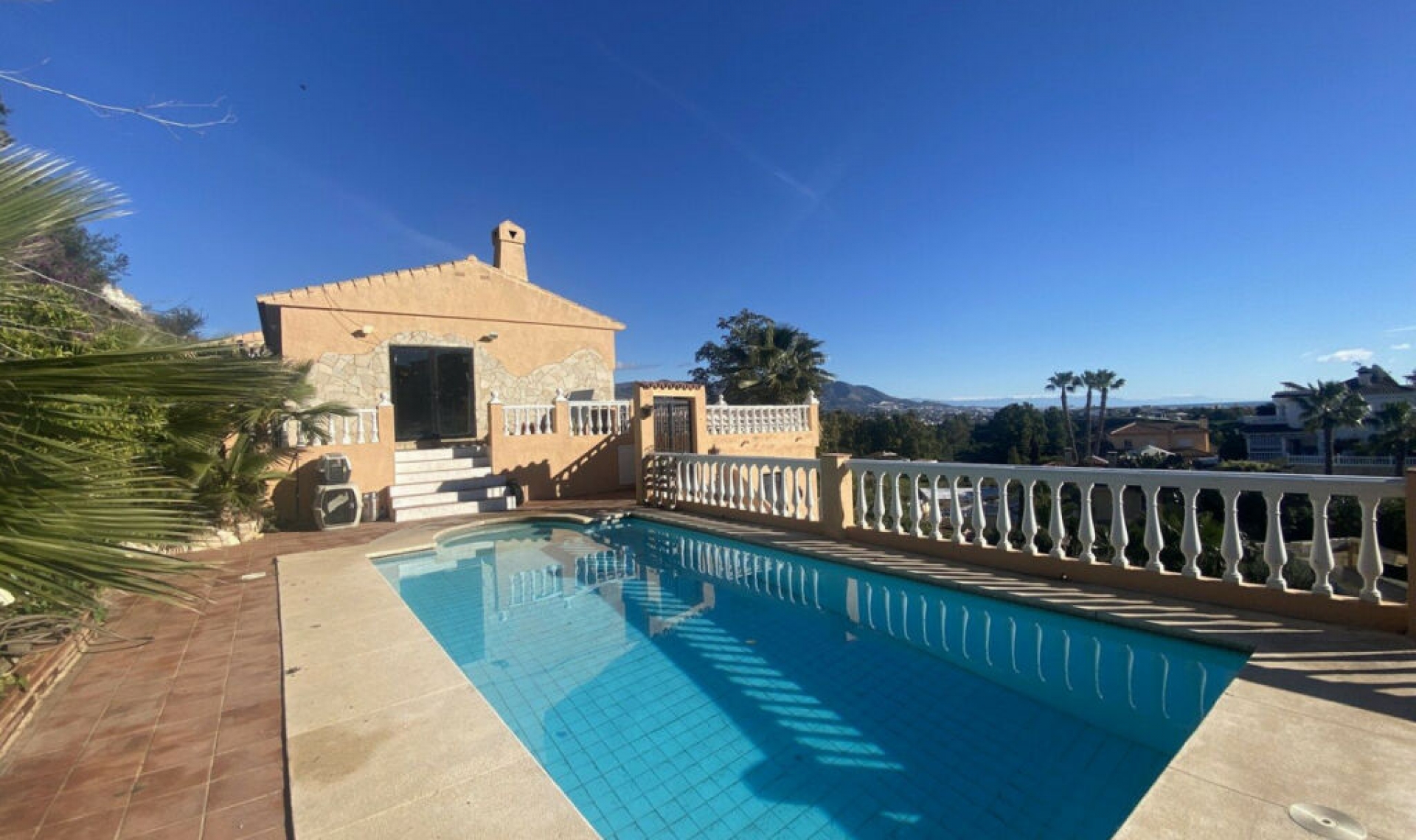 Resale - House -
Mijas Costa