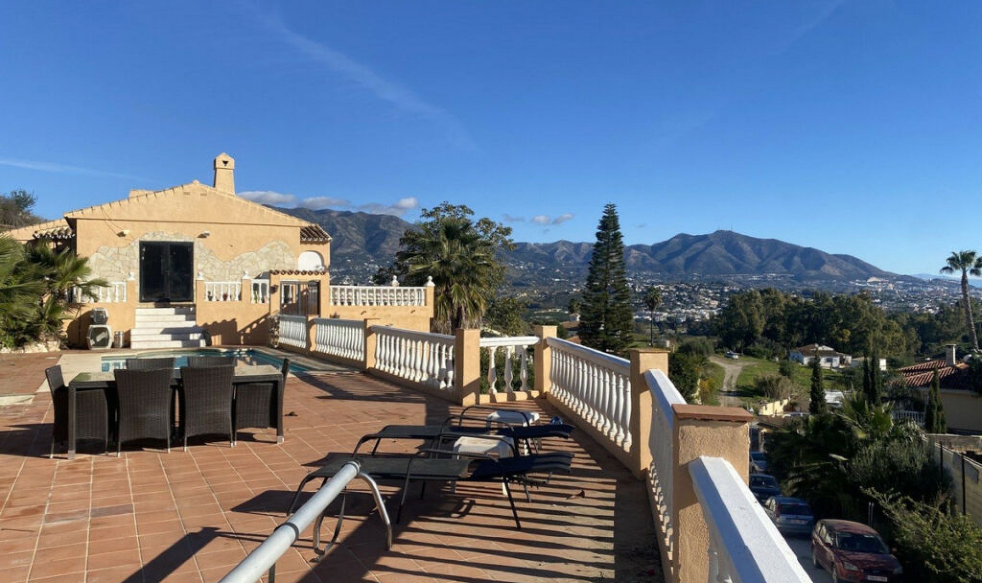 Resale - House -
Mijas Costa