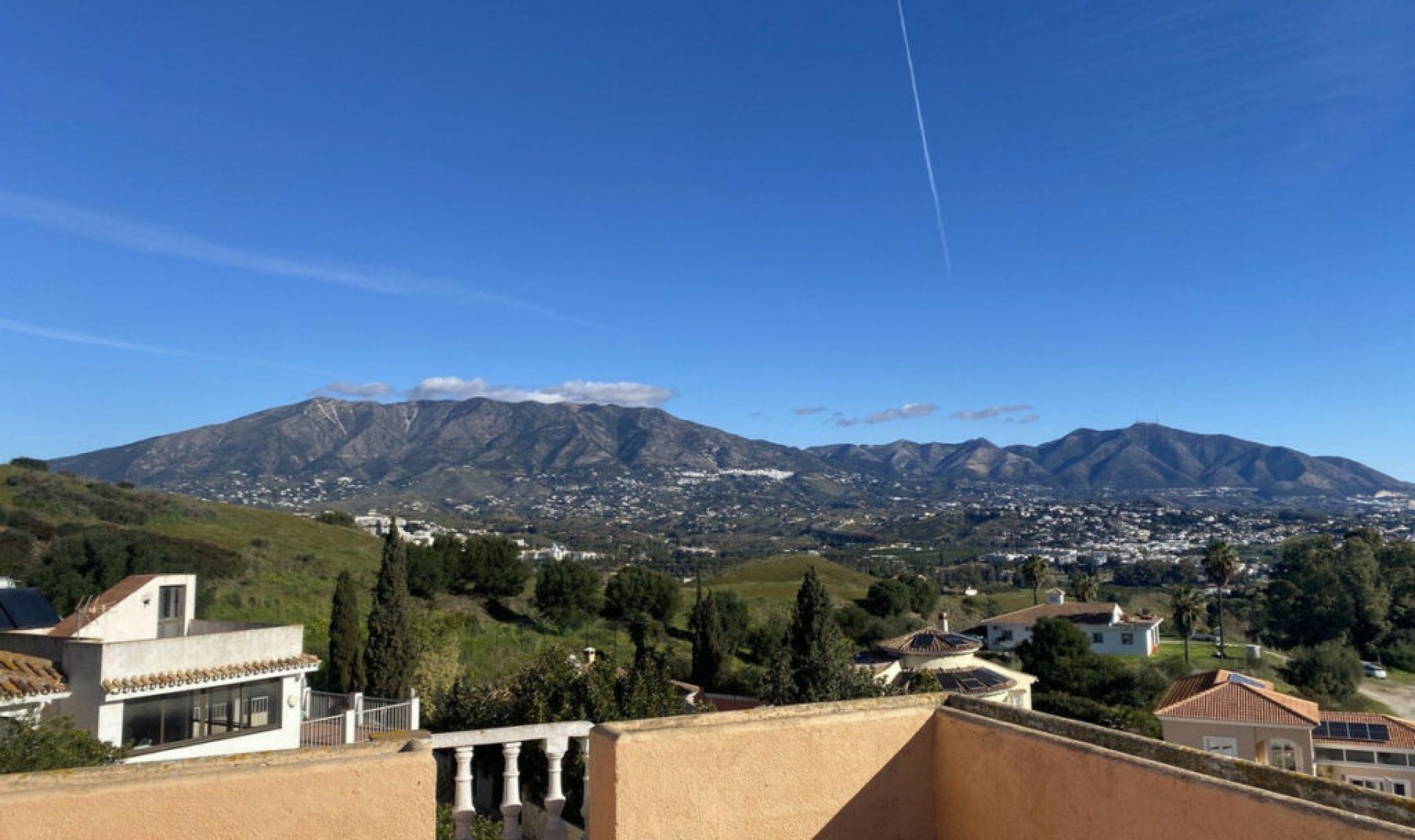 Resale - House -
Mijas Costa