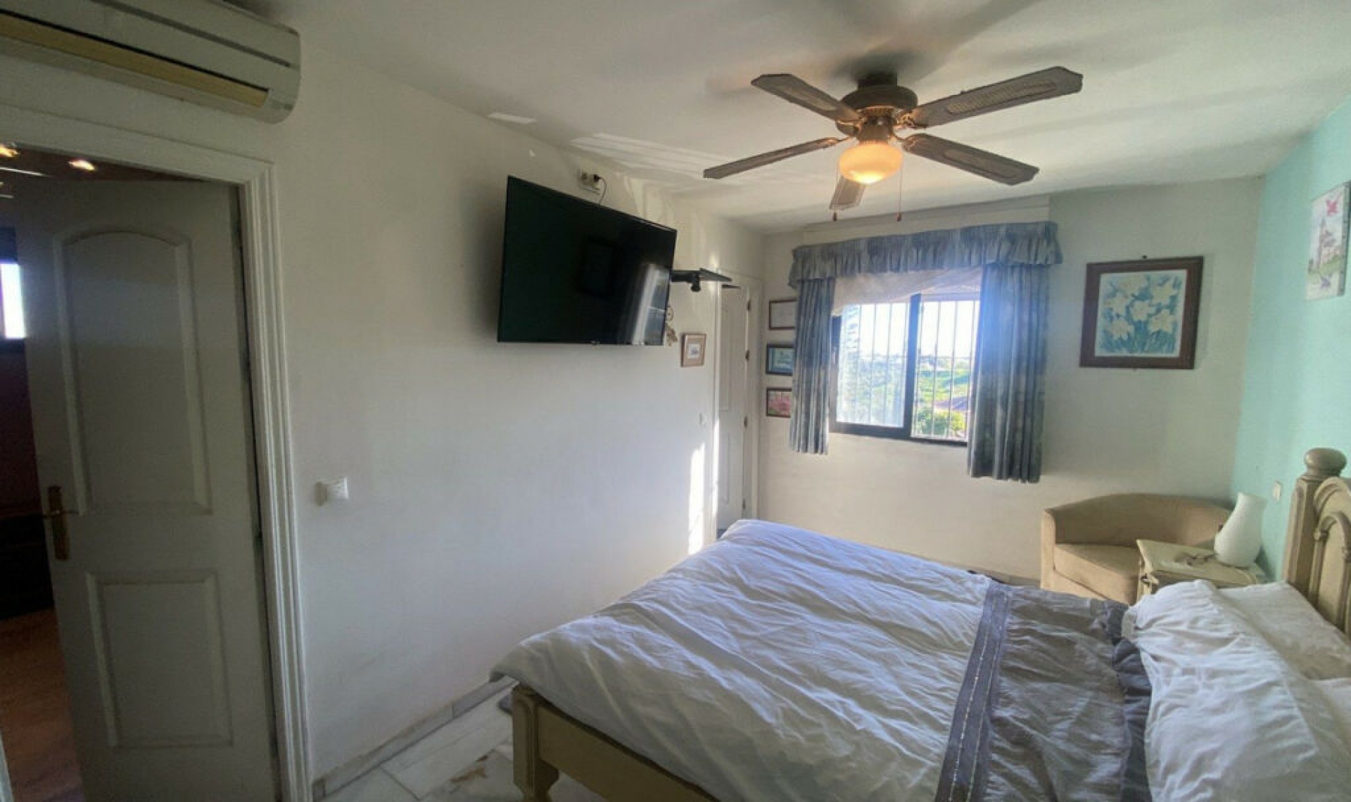 Resale - House -
Mijas Costa